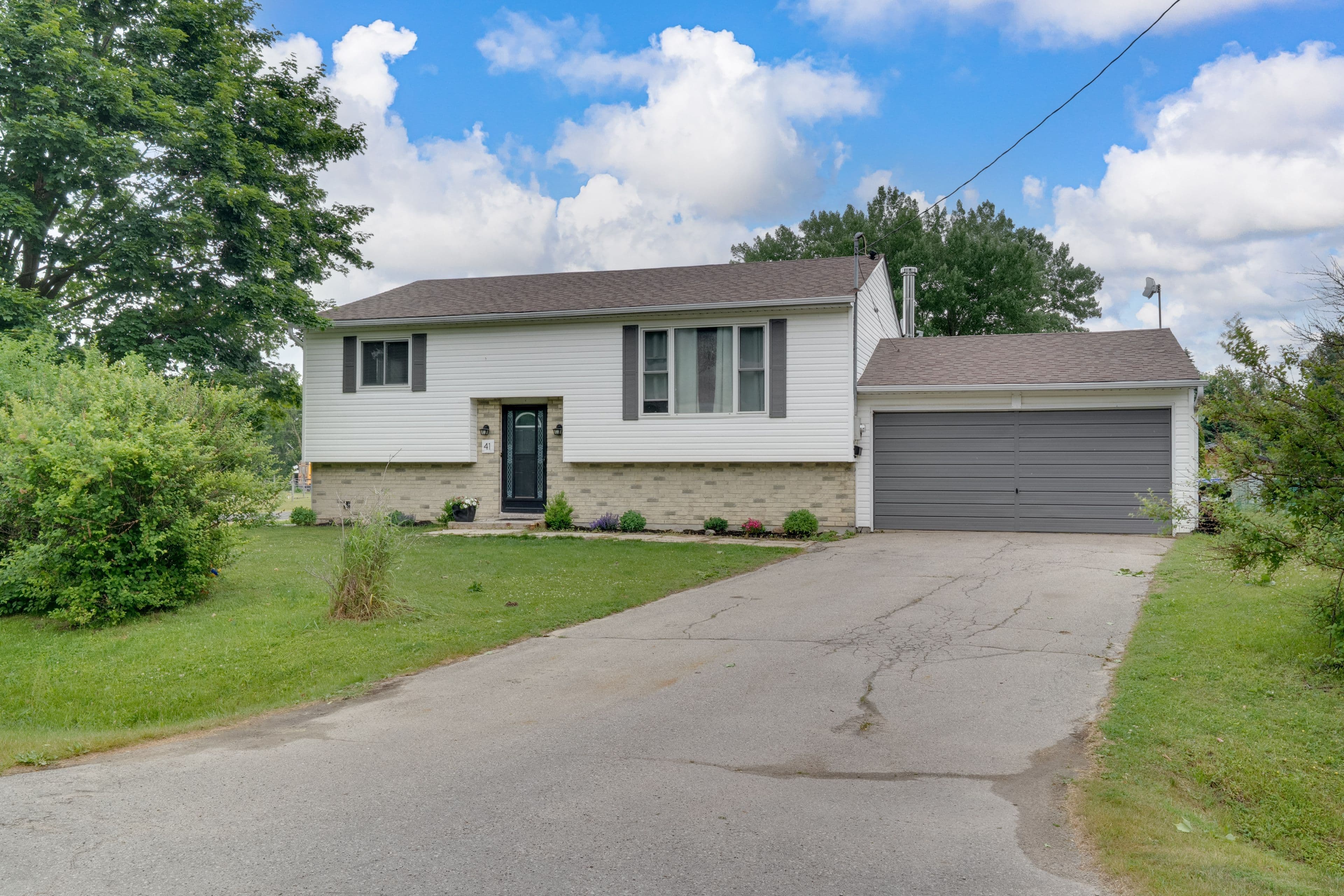 41 Market Street Basement, Adjala-Tosorontio, ON L0M 1M0