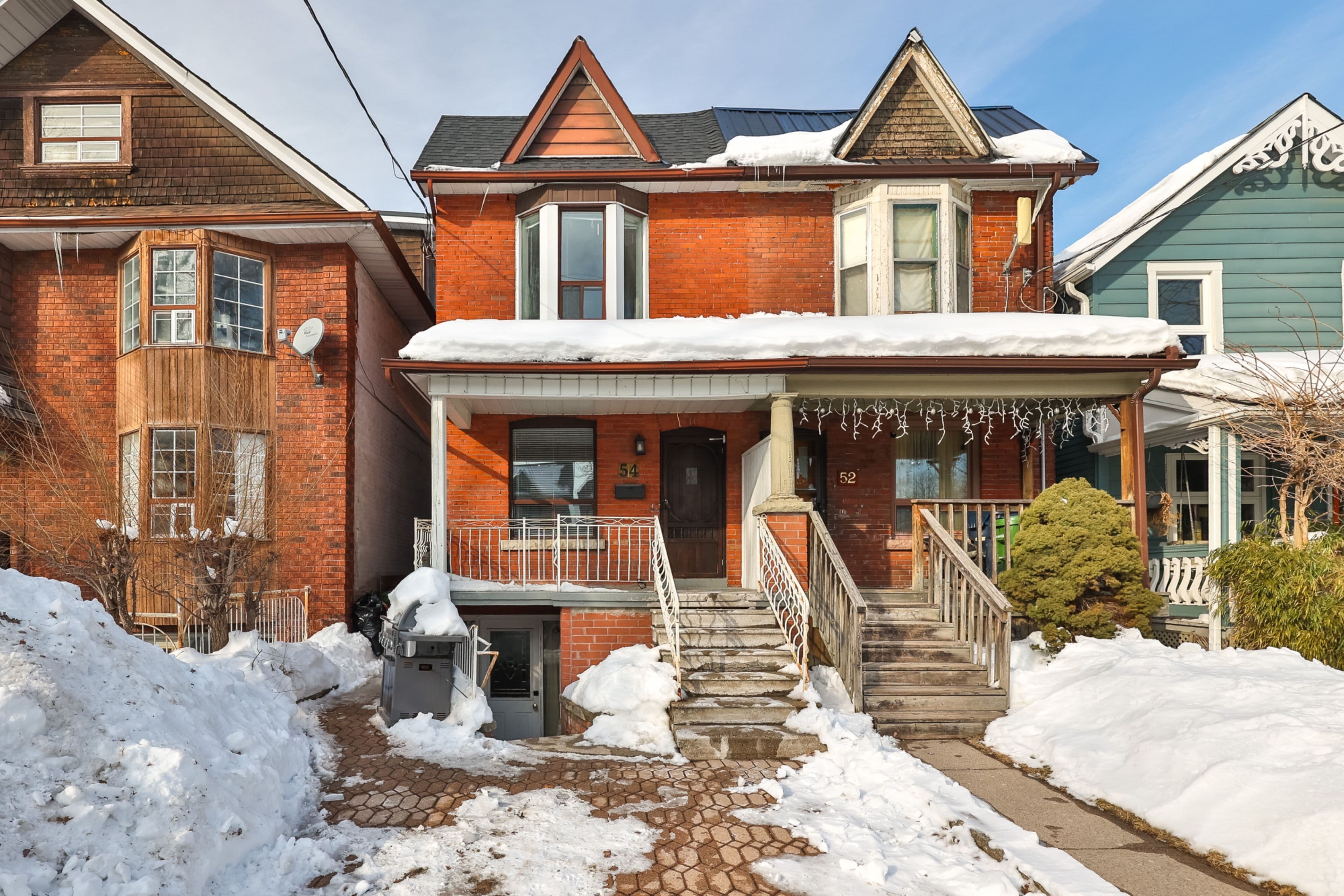 54 Maher Avenue, Toronto W02, ON M6P 1G6