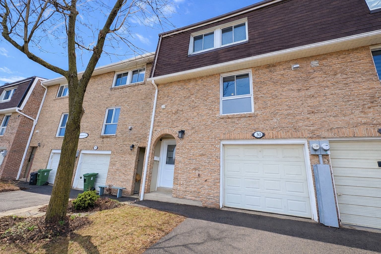 629 Rathburn Road 30, Toronto W08, ON M9C 3T5