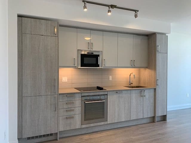 77 Mutual Street 2107, Toronto C08, ON M5B 2A9