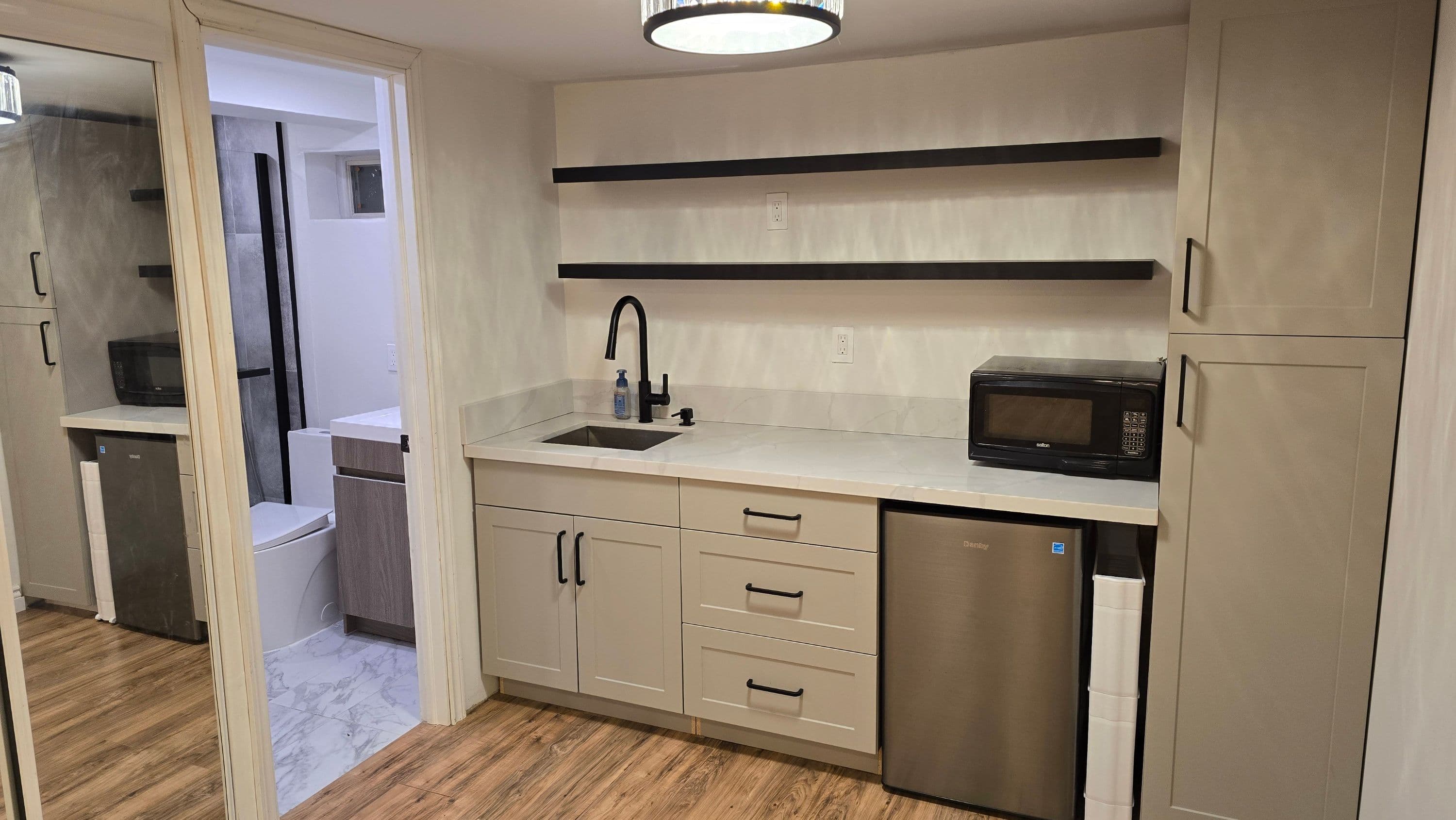 3212 Palmer Drive, Burlington, ON L7M 1L8