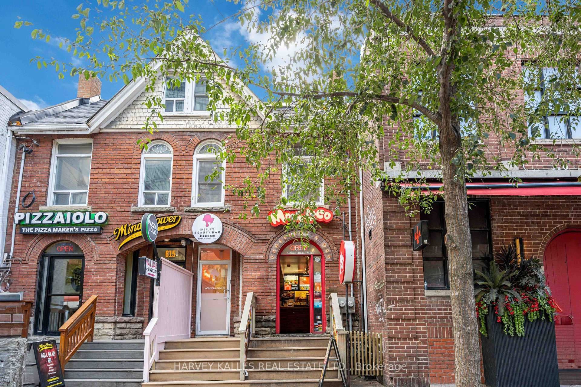 617 King Street W, Toronto C01, ON M5V 1M5