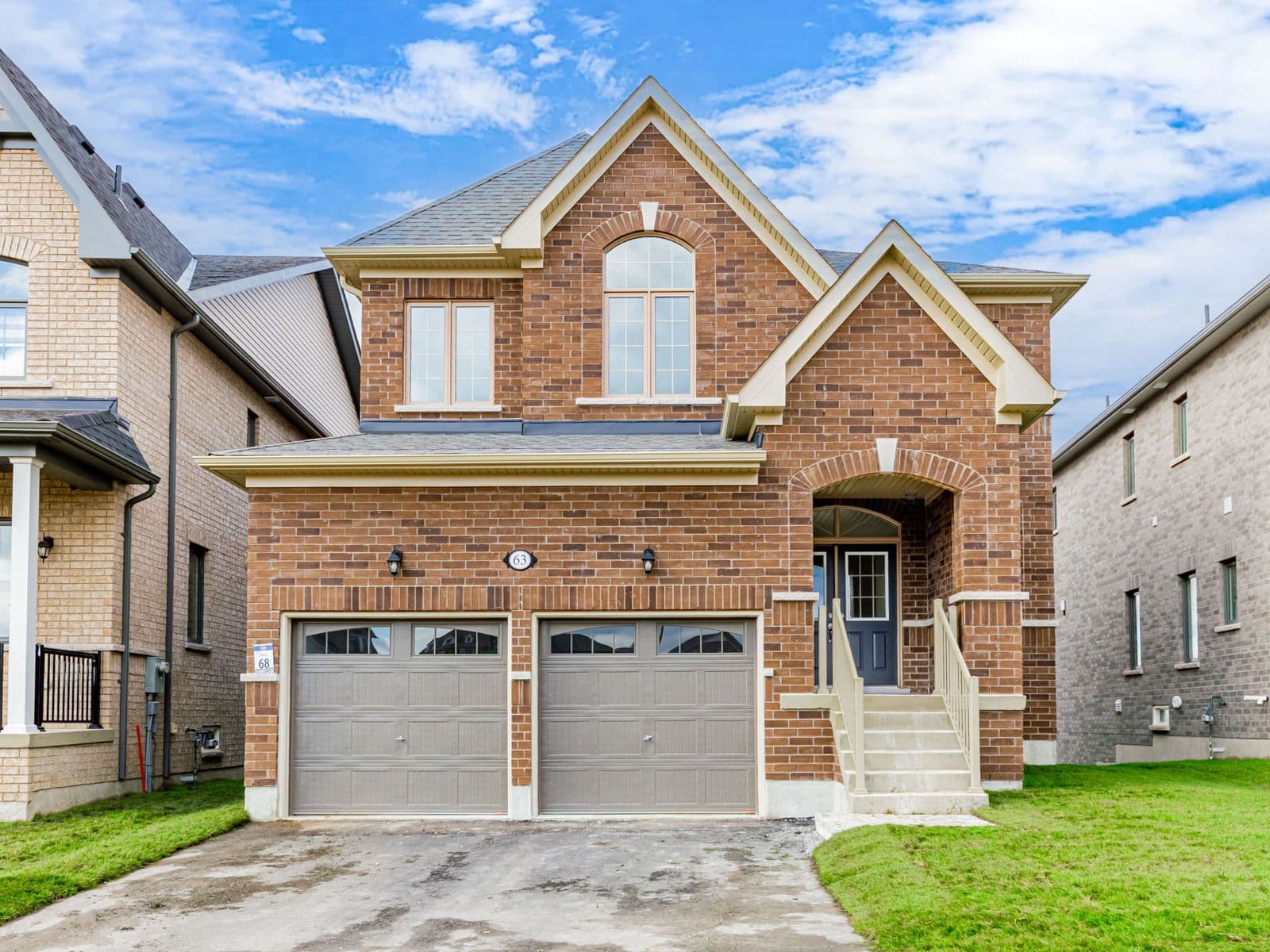 63 Fenn Crescent, New Tecumseth, ON L9R 0X3