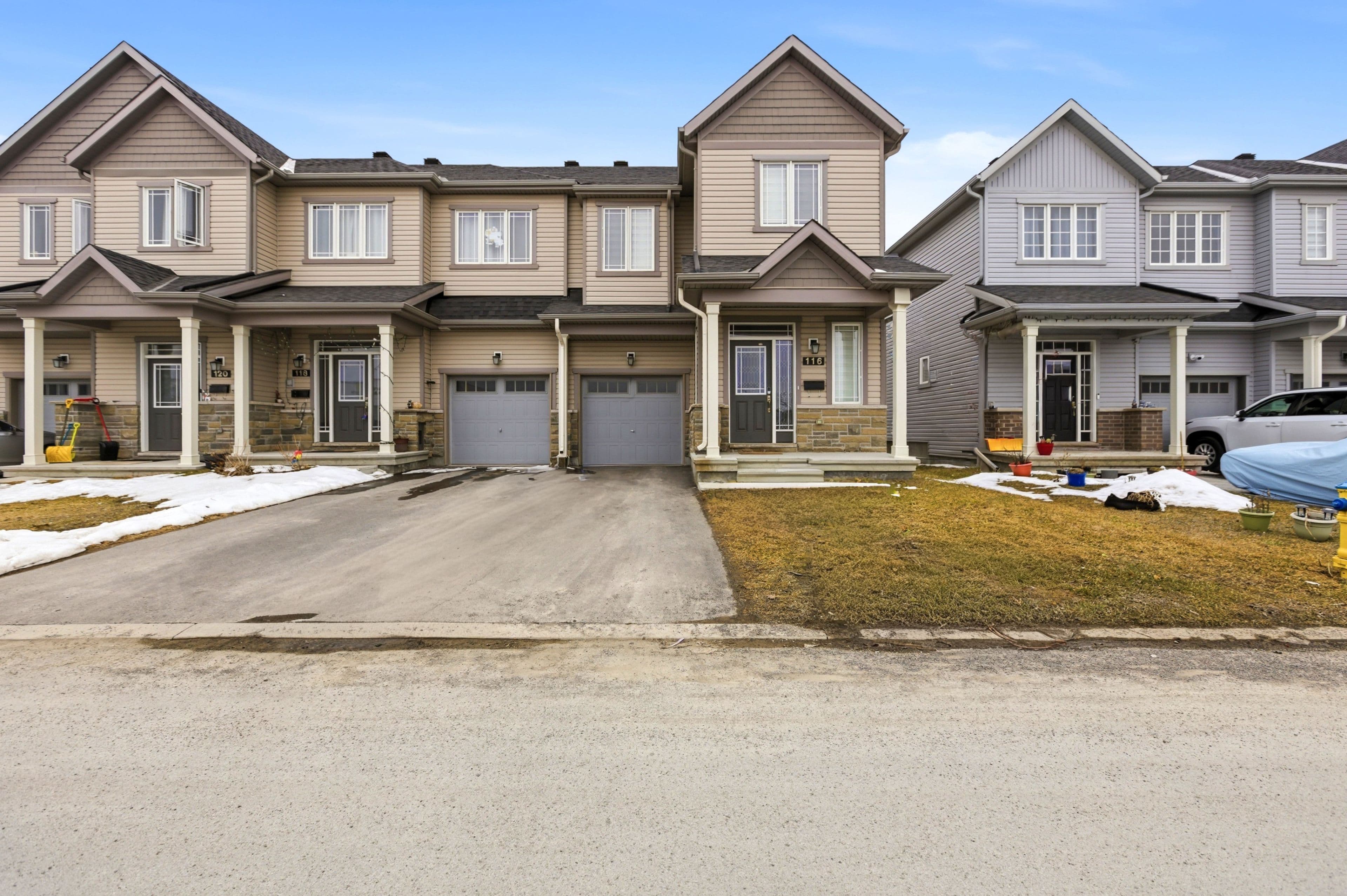 116 Main Halyard Lane, Barrhaven, ON K2J 7B6