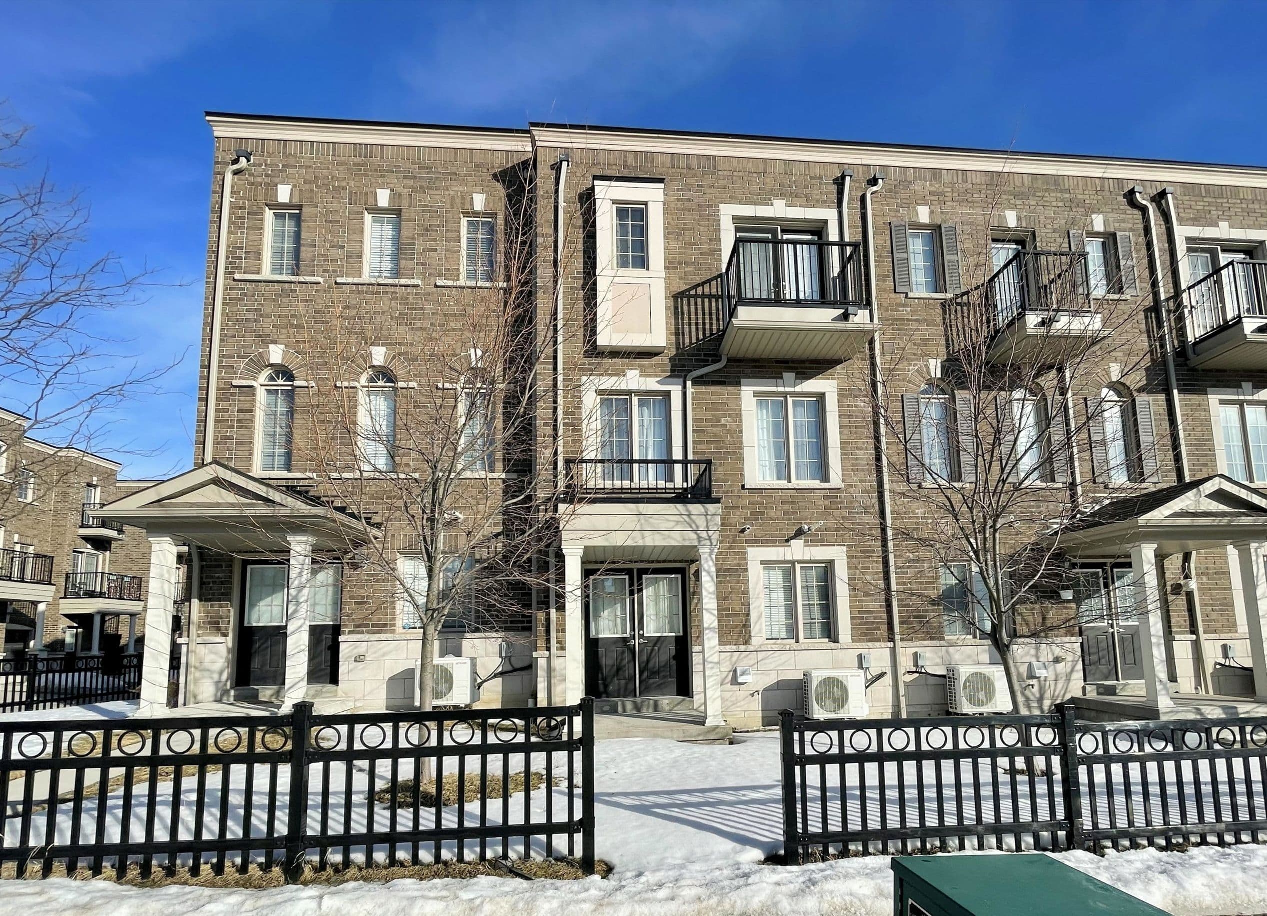 120 Ferris Square, Clarington, ON L1E 0J2