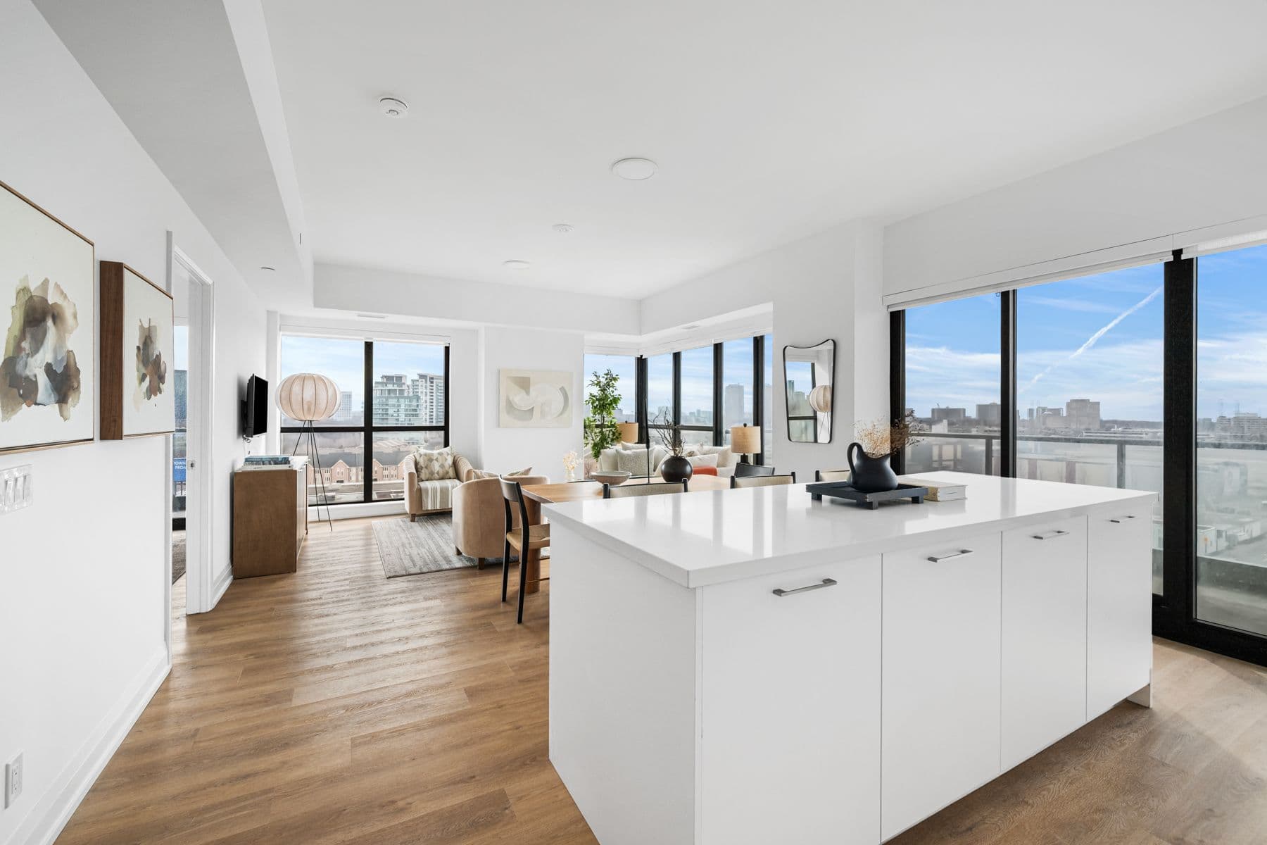 36 Brentcliffe Road 816, Toronto C11, ON M4G 0E1