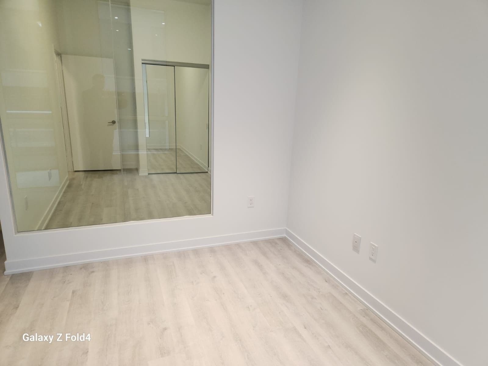 15 Richardson Street 213, Toronto C08, ON M5A 0Y5