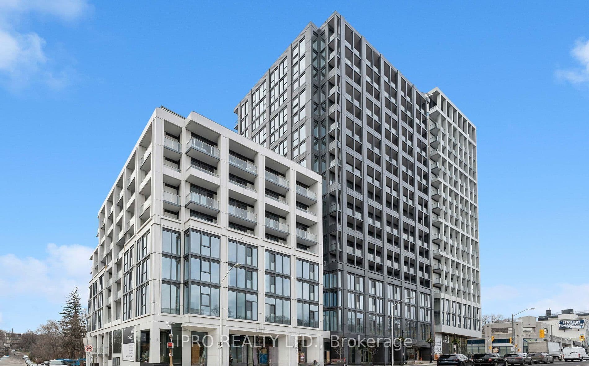 2020 Bathurst Street 919, Toronto C03, ON M5P 0A6