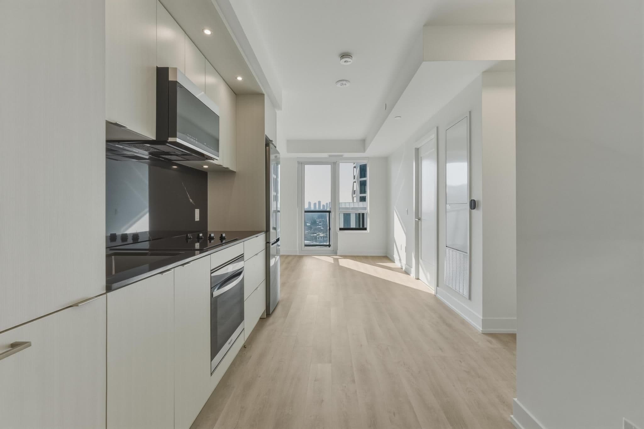 60 Central Park Roadway N/A 1411, Toronto W08, ON M9A 3K1