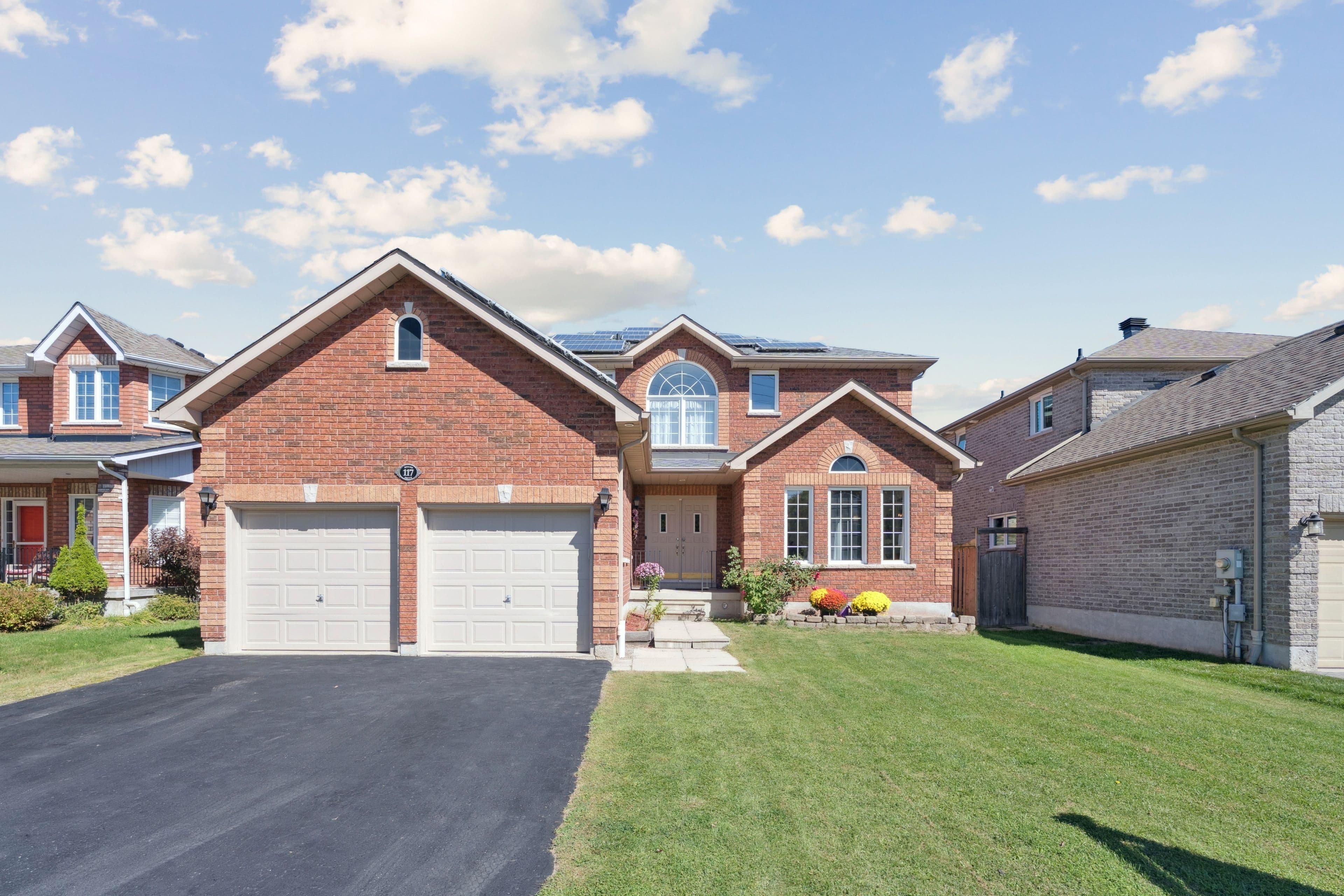 117 Miller Drive, Barrie, ON L4N 9X2