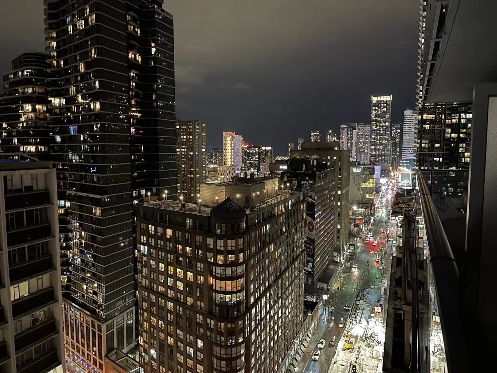 7 Grenville Street 2309, Toronto C01, ON M4Y 0E9