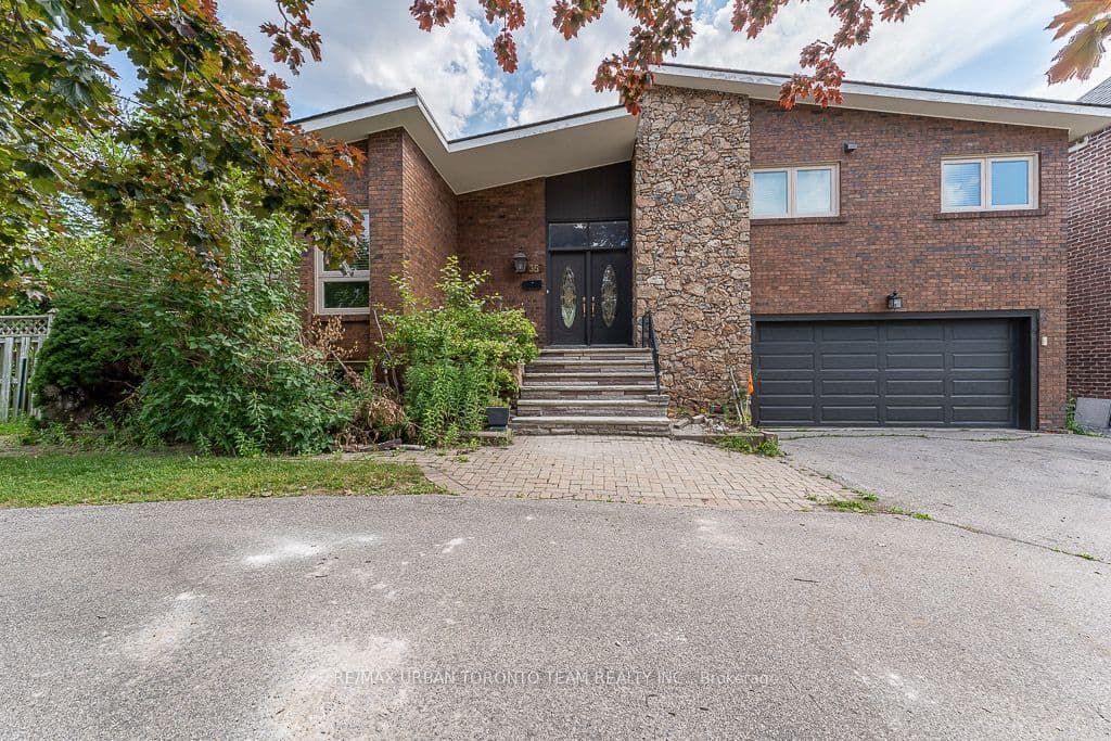 35 Brumwell Street, Toronto E10, ON M1C 2K7