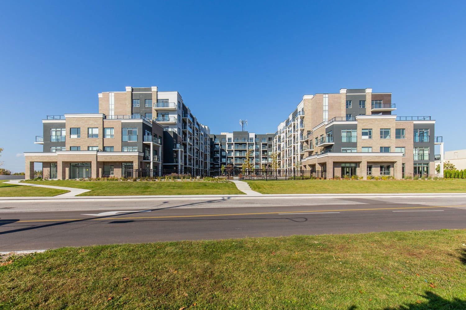 5055 Greenlane Road 611, Lincoln, ON L0R 1B3