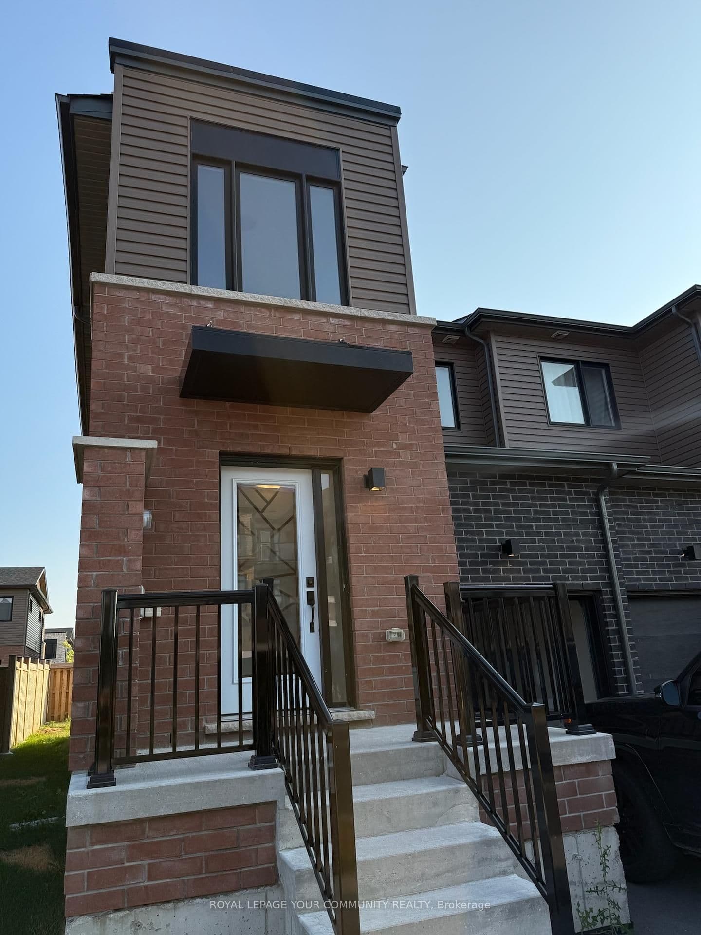 141 Turnberry Lane, Barrie, ON L9J 0M4