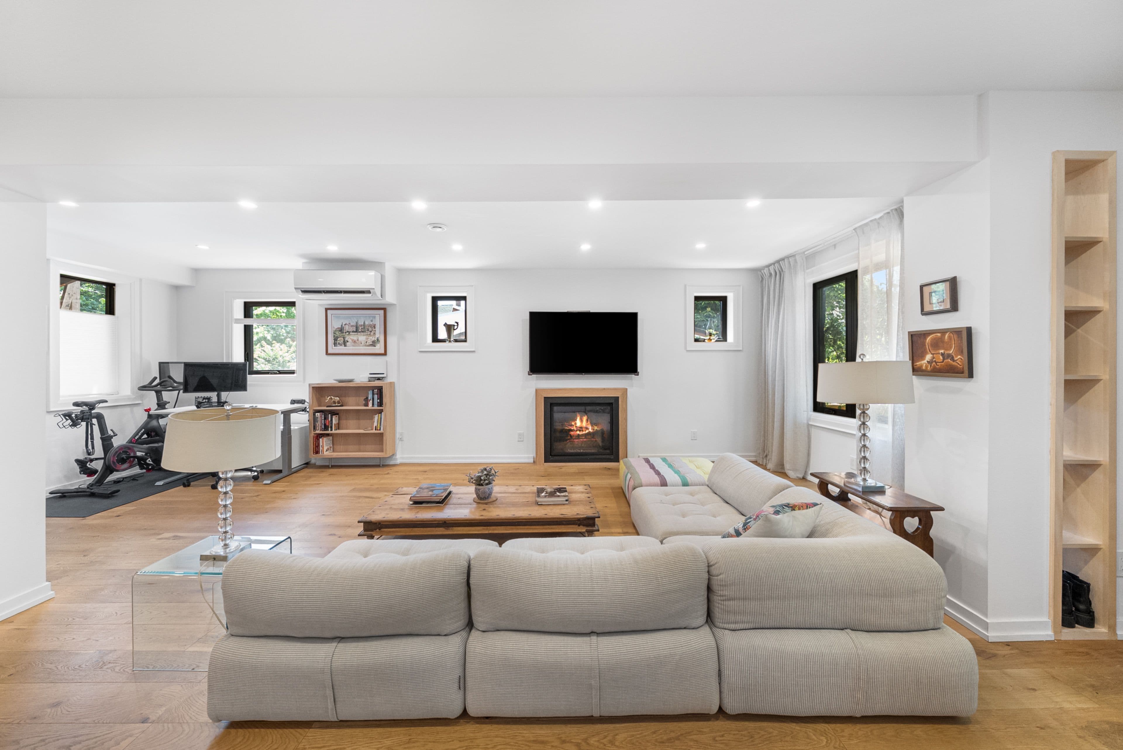 115 Robinson Street, Toronto C01, ON M6J 1M1