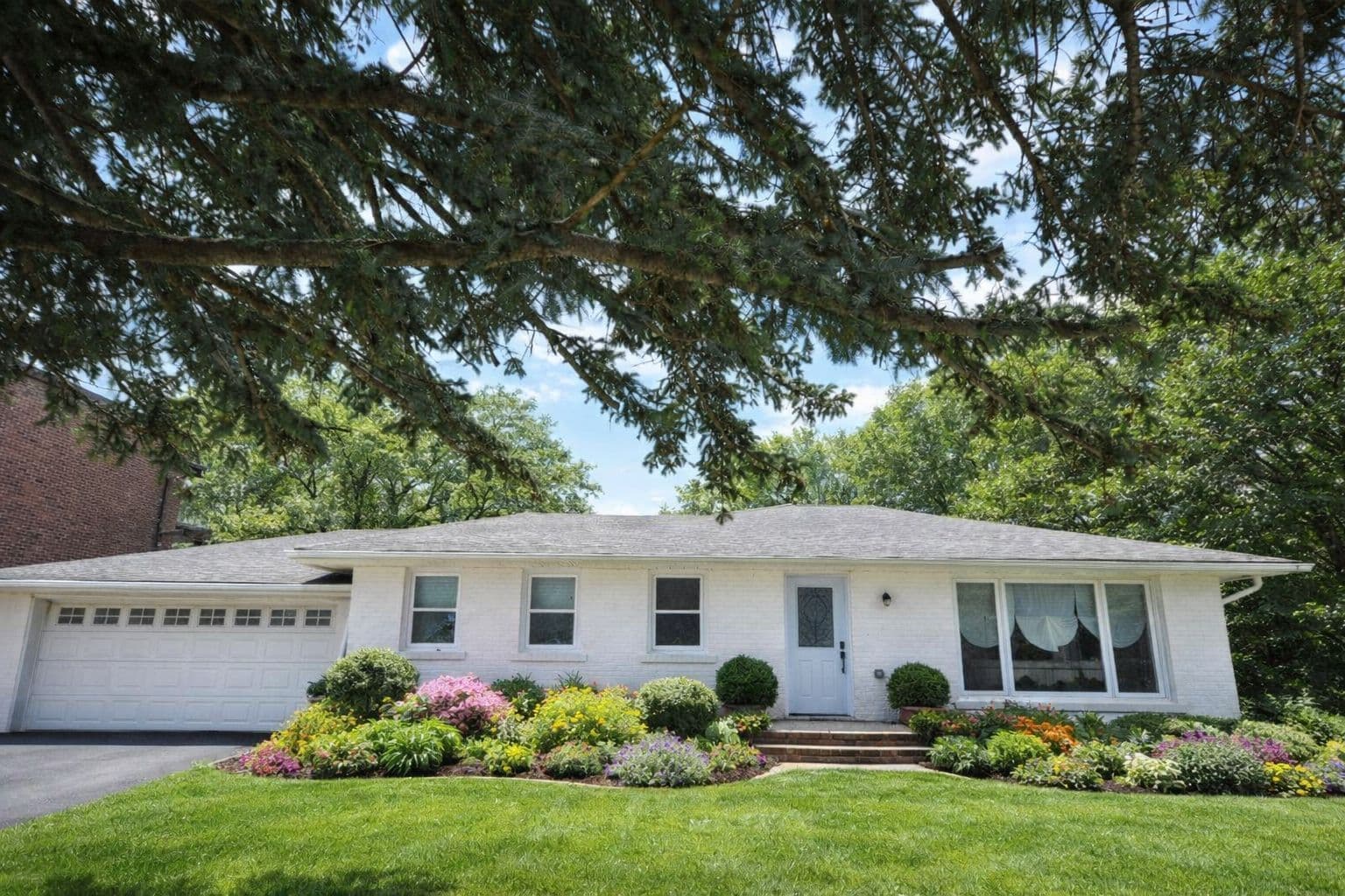 35 Clearview Heights, King, ON L7B 1H5