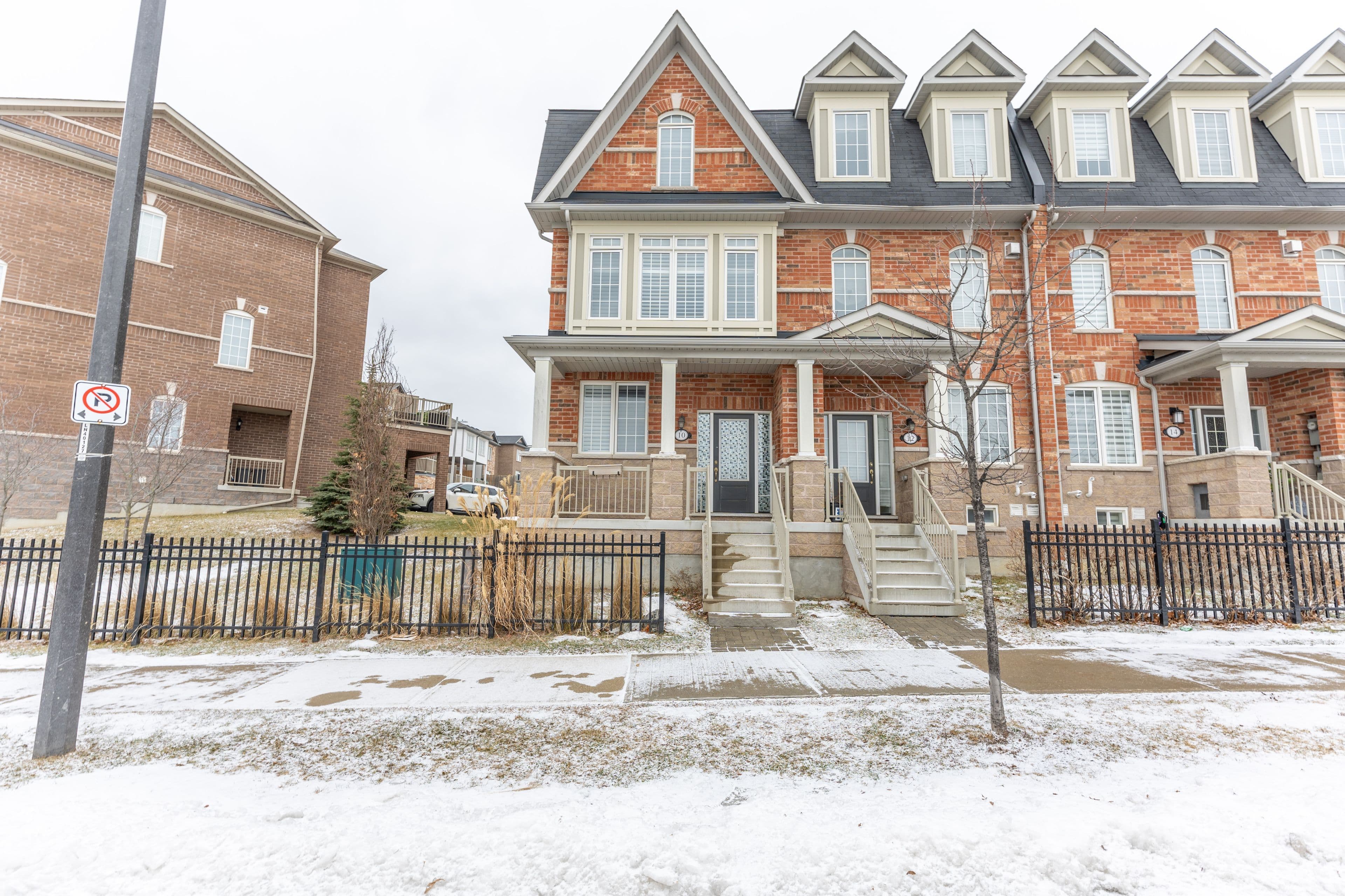 10 Harper Hill Drive, Ajax, ON L1Z 0P9