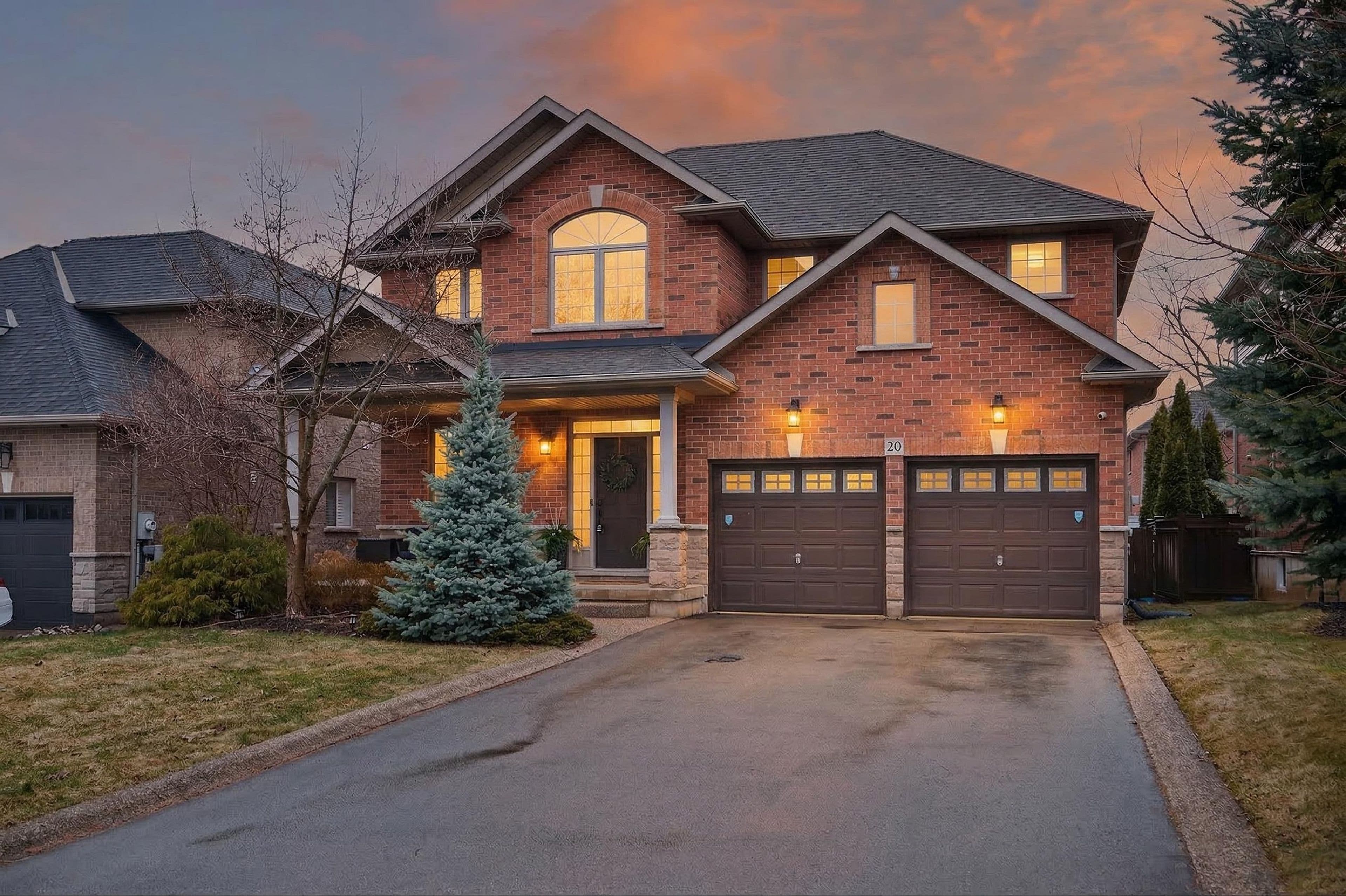 20 Gristmill Place, Hamilton, ON L9G 5C9