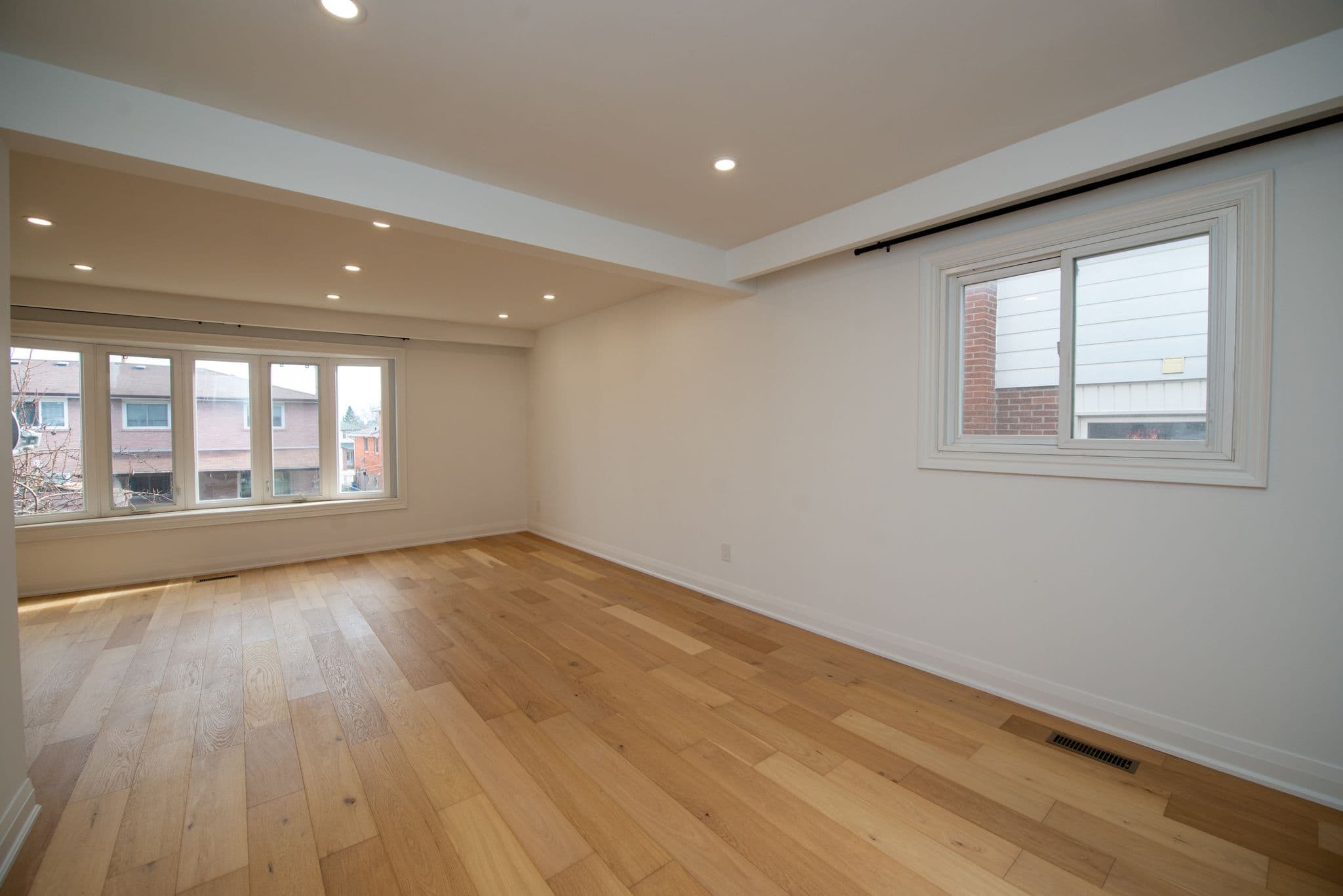 8 Nootka Crescent Upper, Toronto C15, ON M2H 2X6