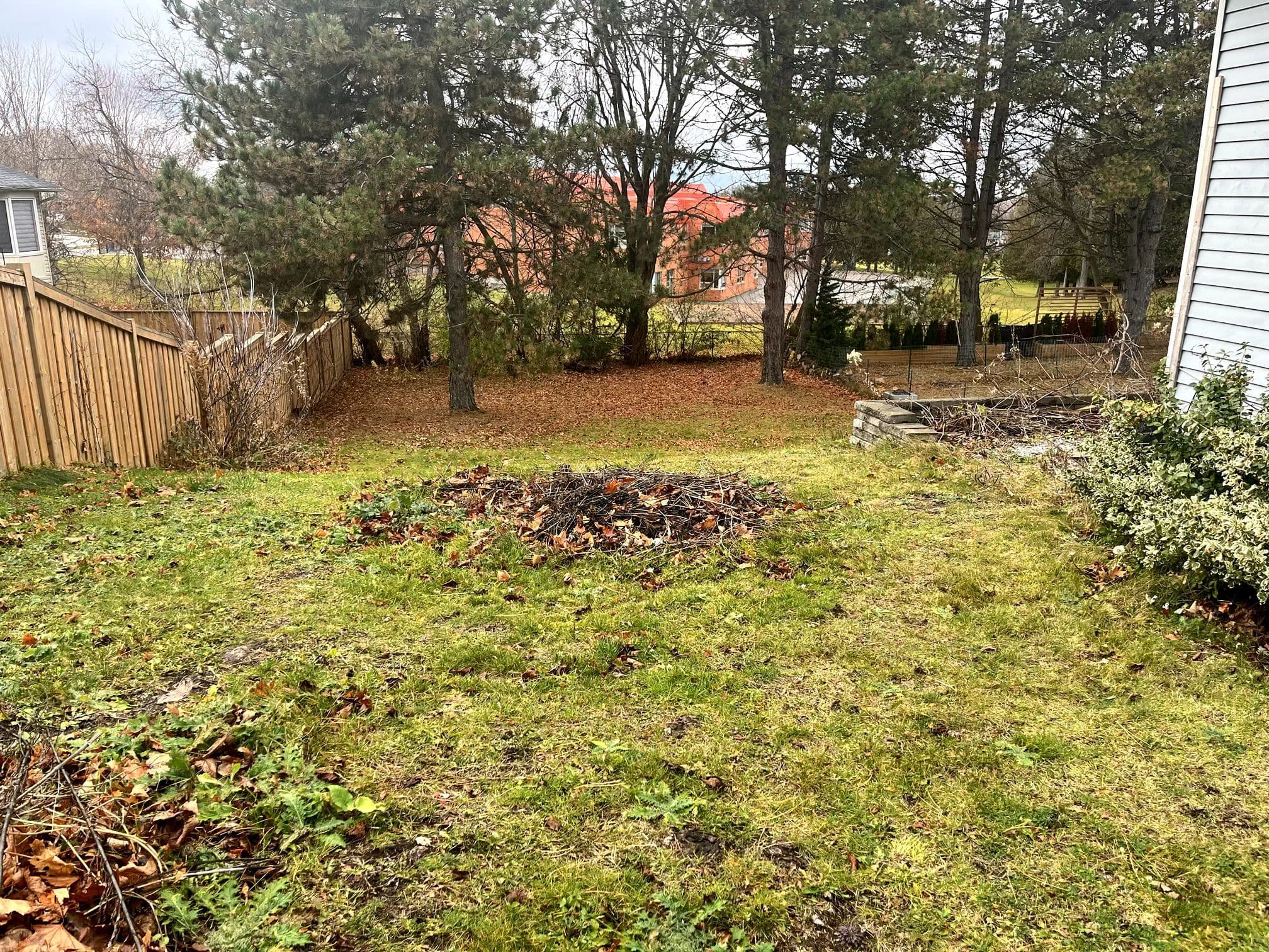 142 Howard Road, Newmarket, ON L3Y 3G7