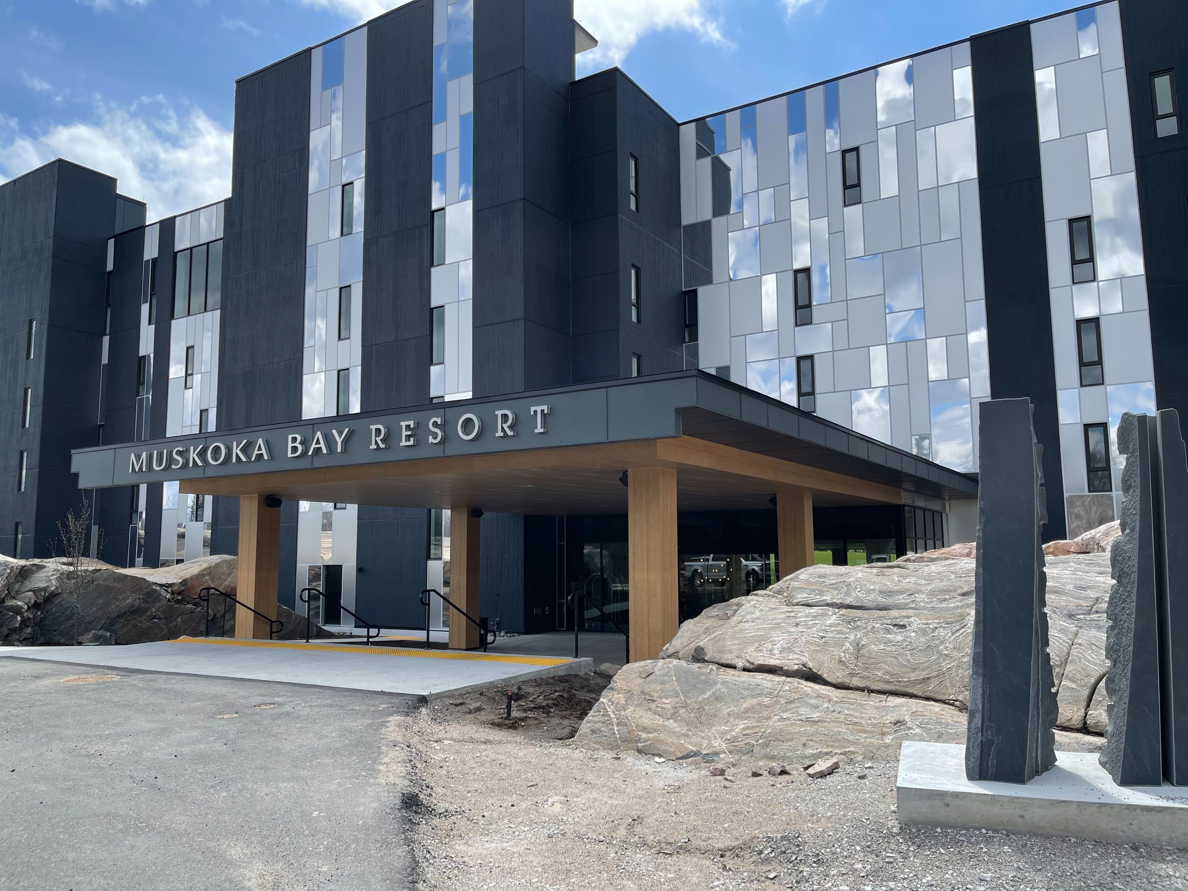 120 Carrick Trail 306, Gravenhurst, ON P1P 0A1