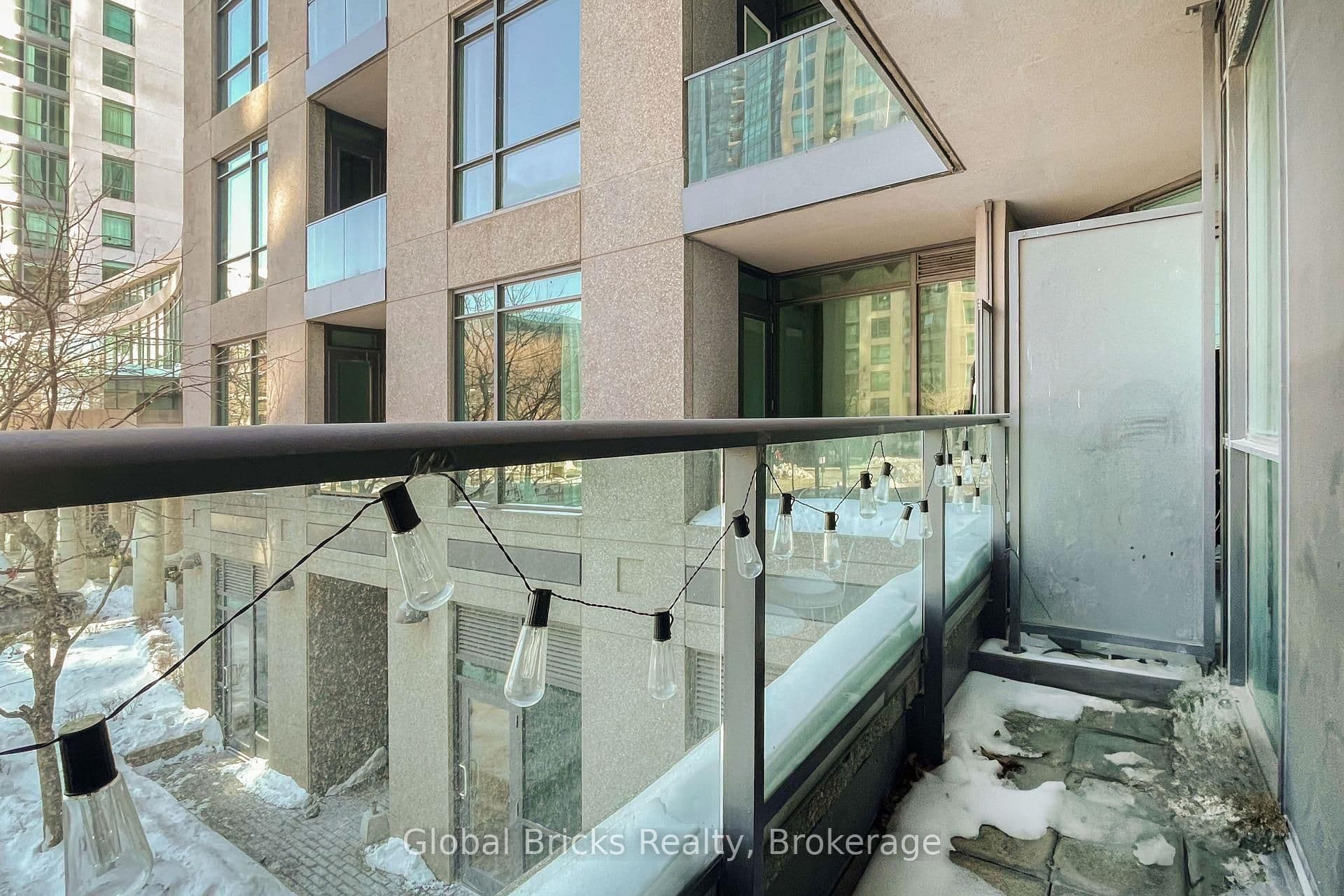 215 Fort York Boulevard #215, Toronto C01, ON M5V 4A1