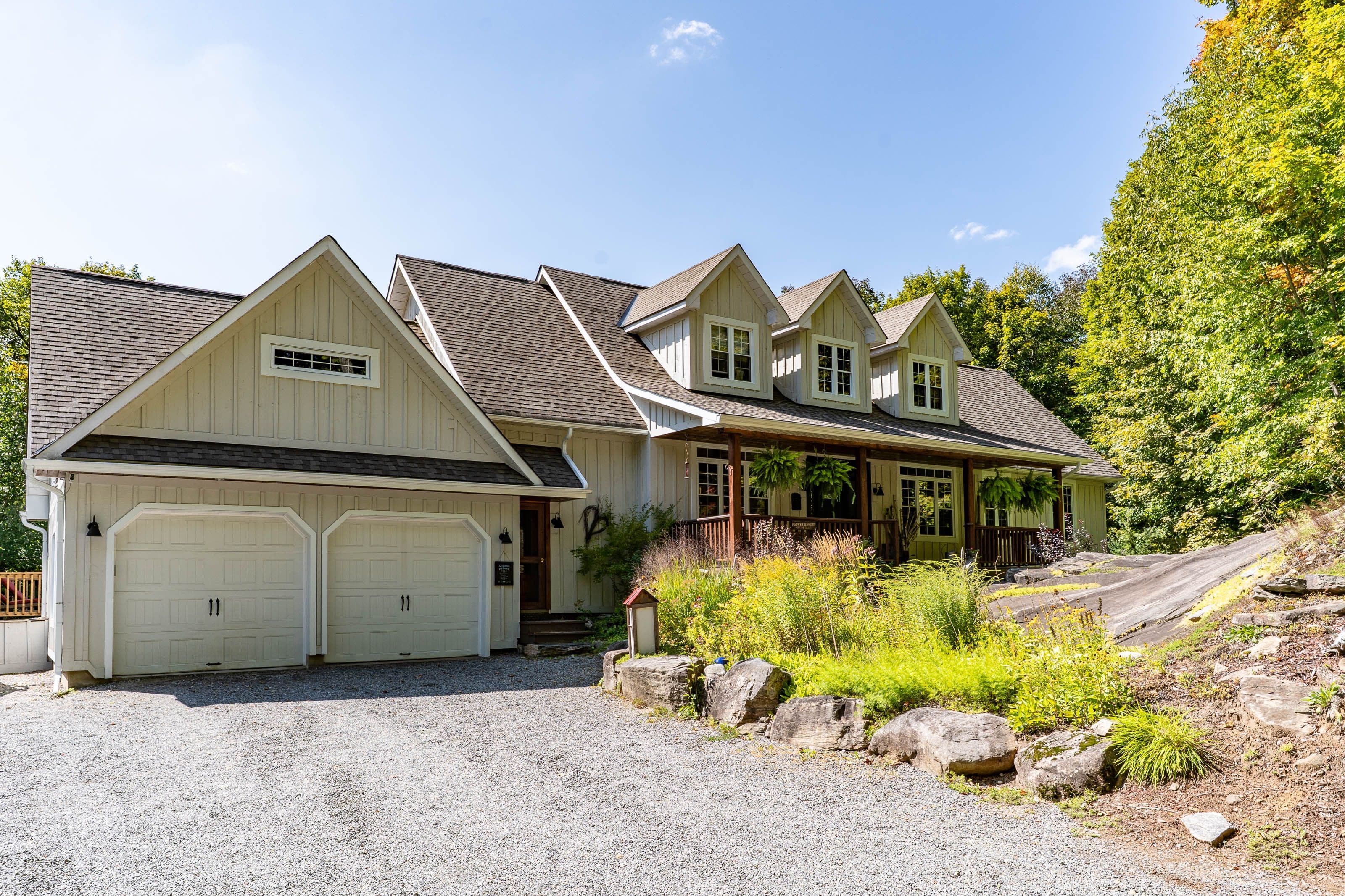 1080 Walkers Glenn Crescent, Lake of Bays, ON P1H 2J6