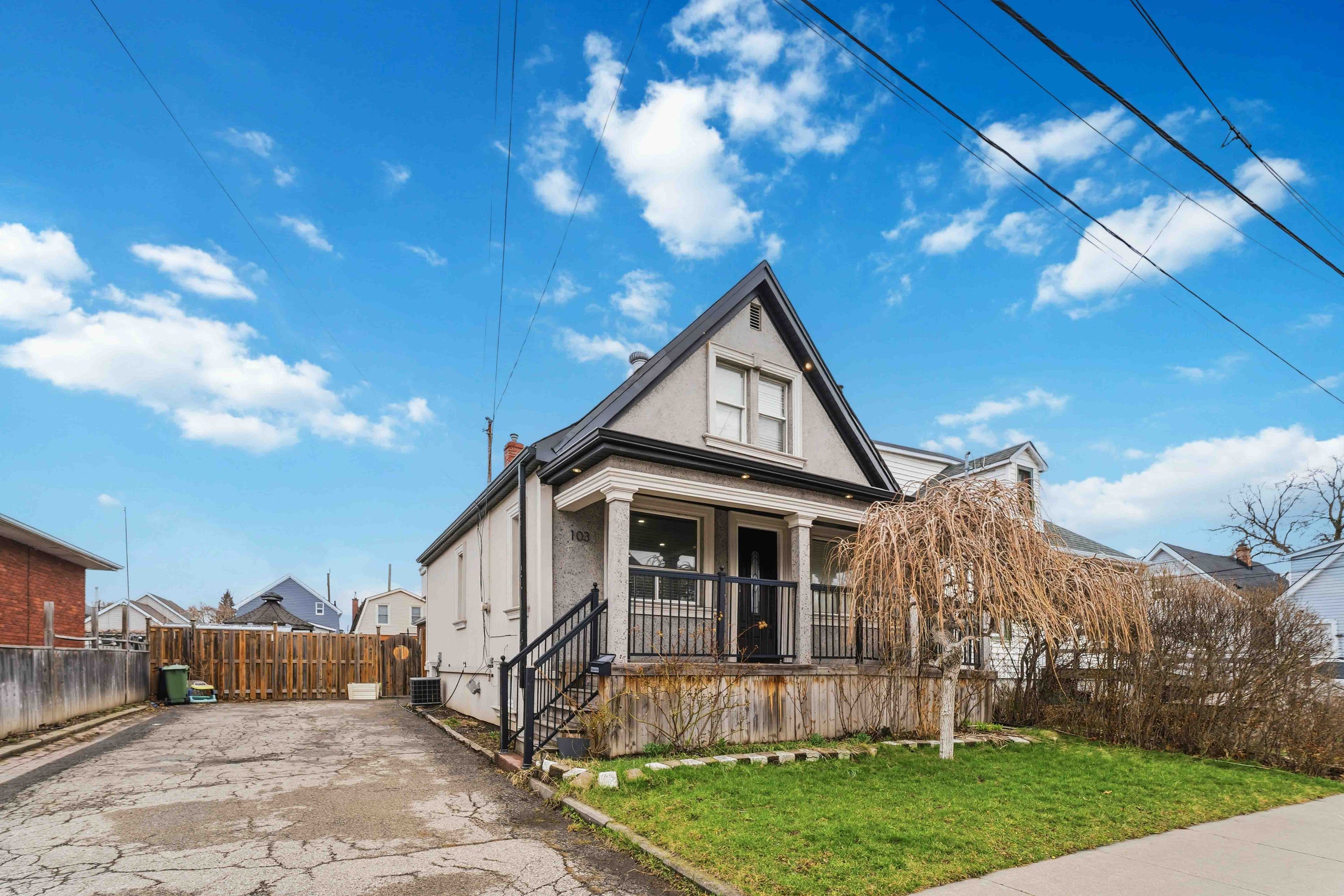 103 Edinburgh Avenue, Hamilton, ON L8H 2C6