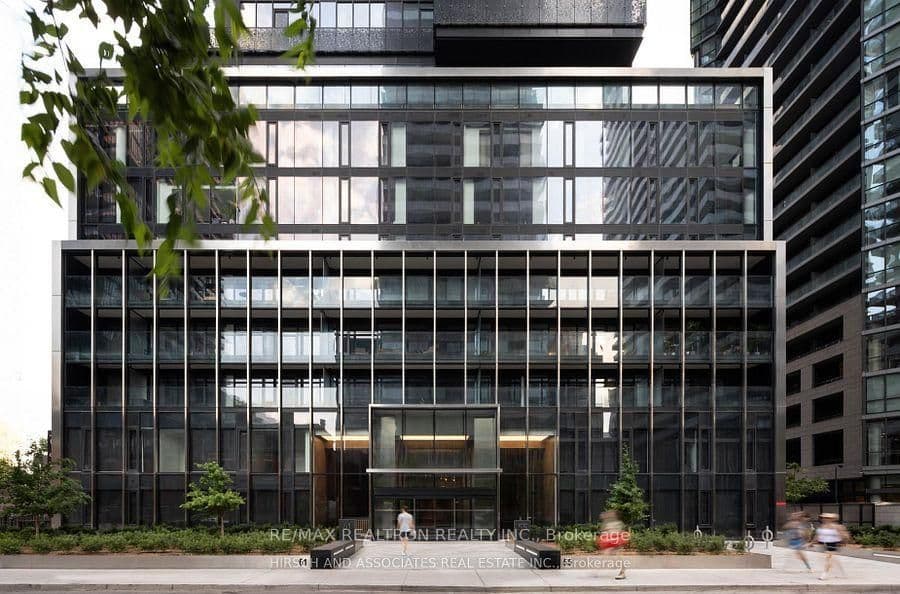 55 Charles Street E 803, Toronto C08, ON M4Y 0J1