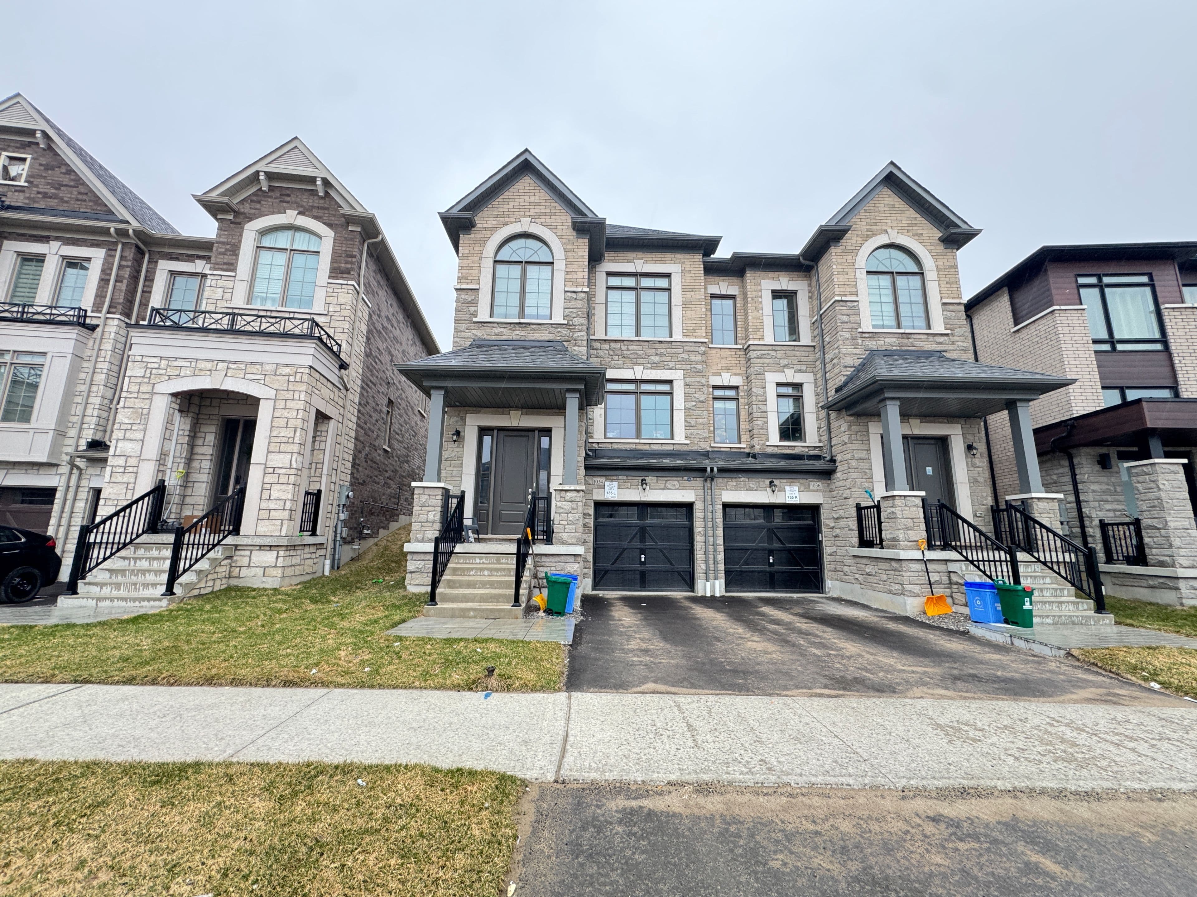 1034 Valhalla Terrace, Pickering, ON L1X 0P8
