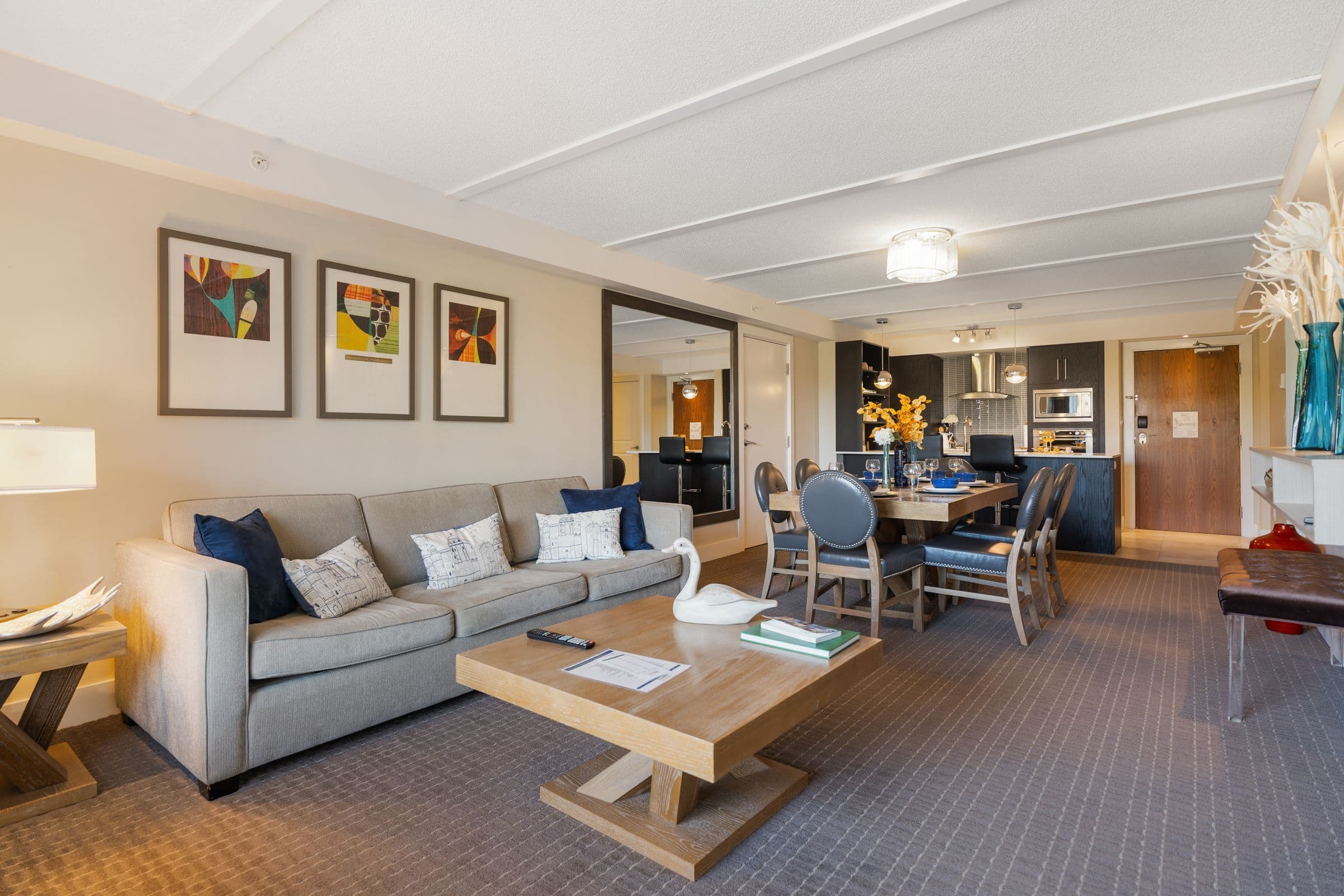 9 Harbour Street E 3411/3413, Collingwood, ON L9Y 5C5