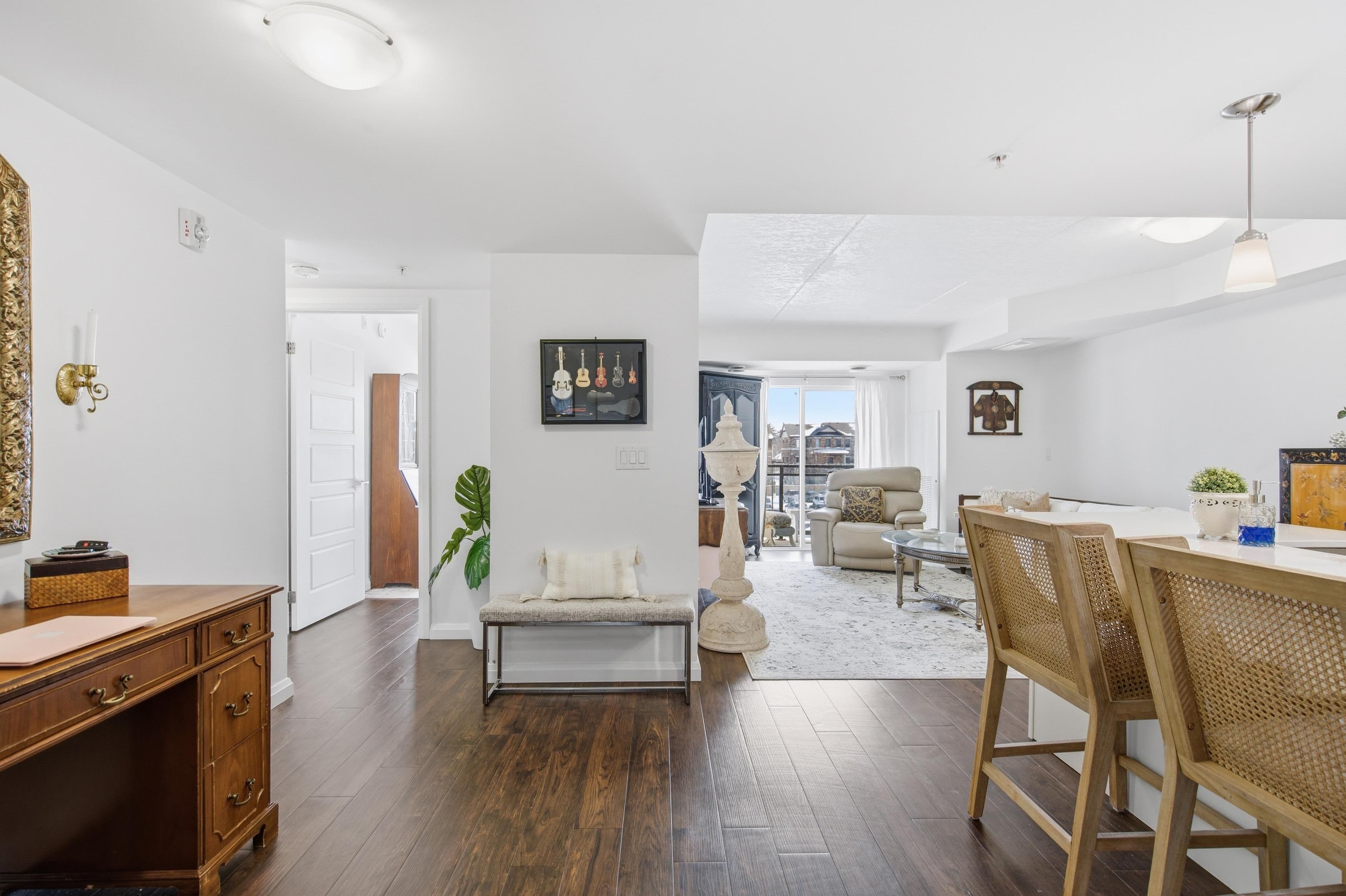 17 Kay Crescent 302, Guelph, ON N1L 0P1