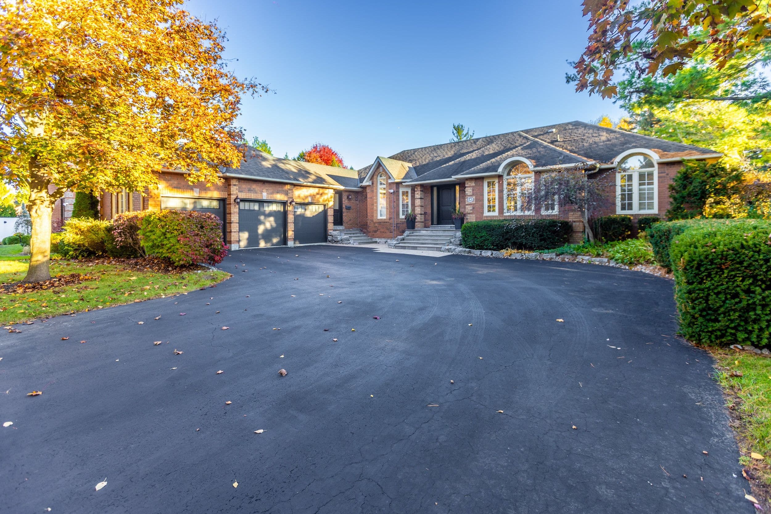 152 Treegrove Circle, Aurora, ON L4G 6M1