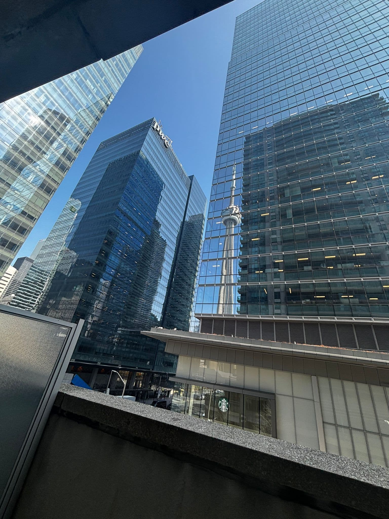 30 Grand Trunk Crescent 307, Toronto C01, ON M5J 3A4