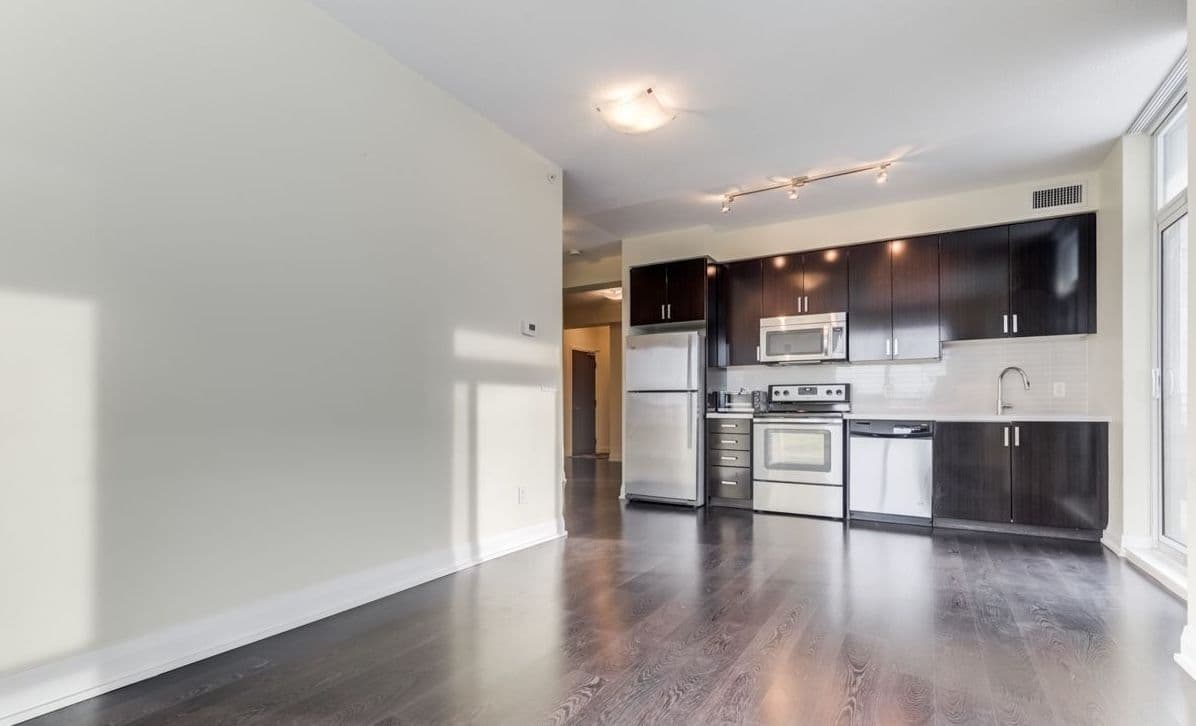 75 North Park Road 508, Vaughan, ON L4J 0H8