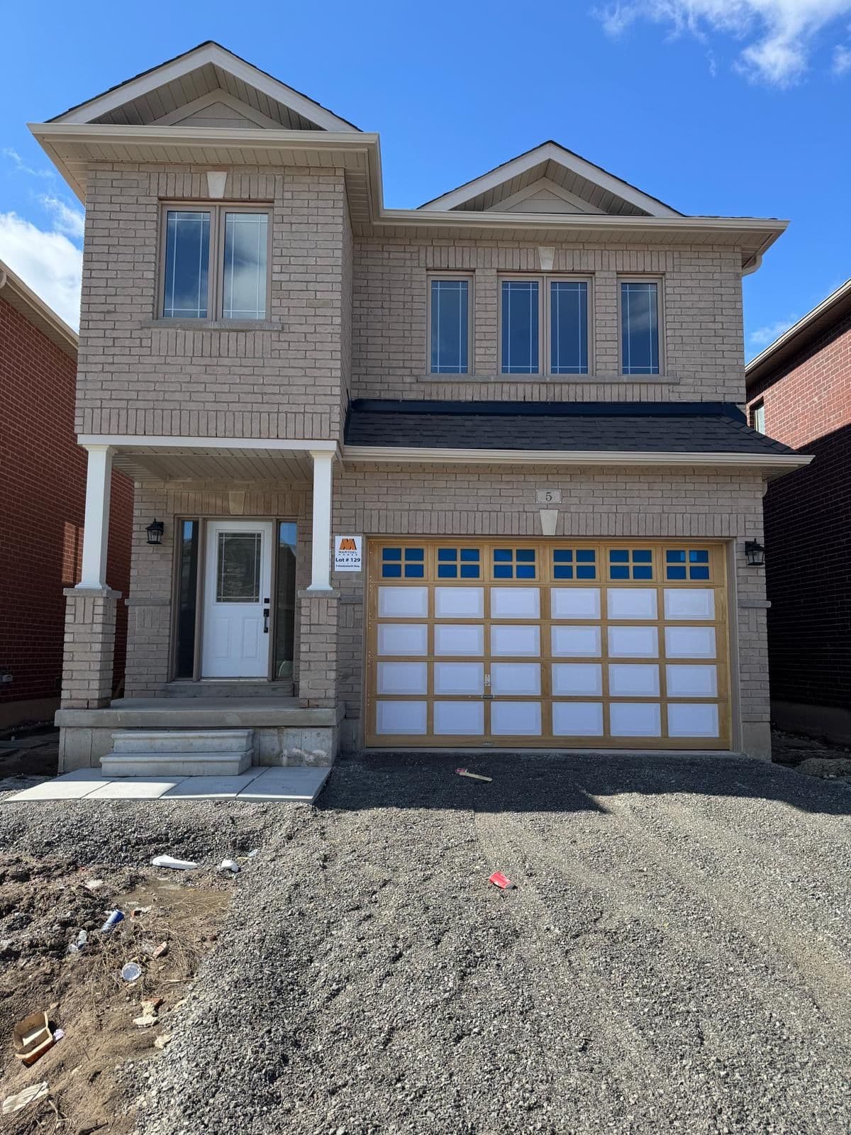 5 Huntsworth Avenue, Thorold, ON L2V 0N2