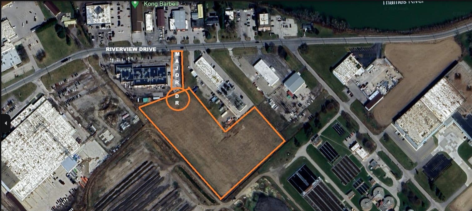 450 Riverview Drive, Chatham-Kent, ON N7M 6B8