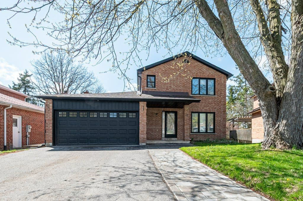 23 Morrow Drive, New Tecumseth, ON L9R 1M6