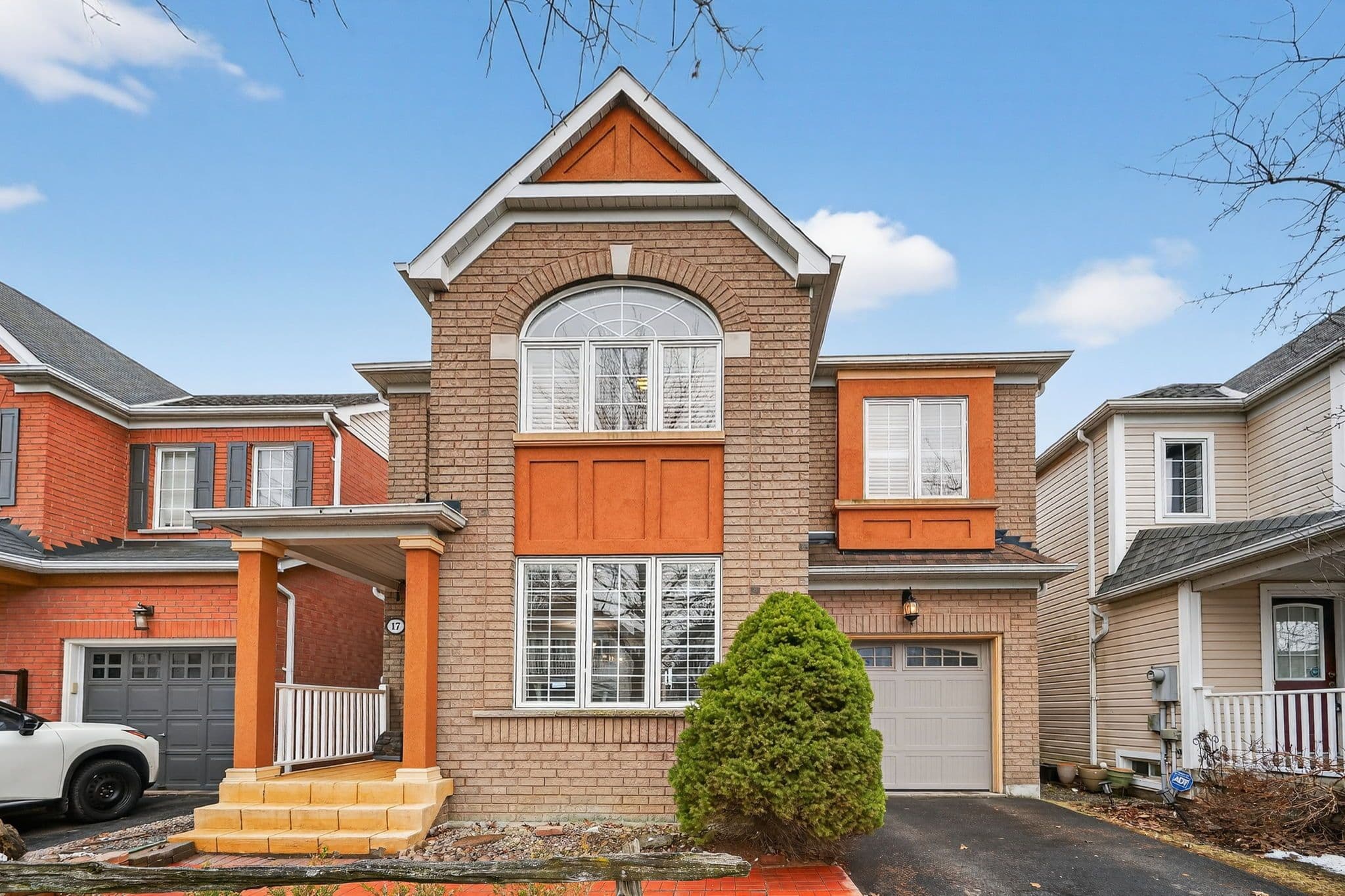 17 Lilley Avenue, Ajax, ON L1Z 1L5