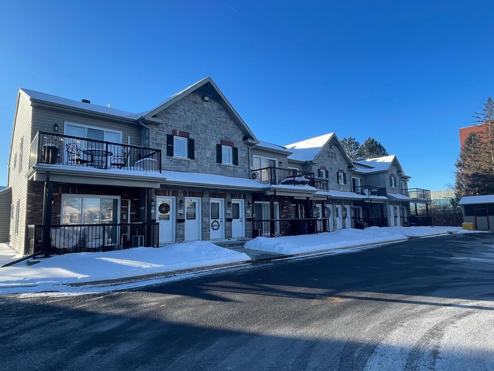 222 First Street E 201, Cornwall, ON K6H 0G2