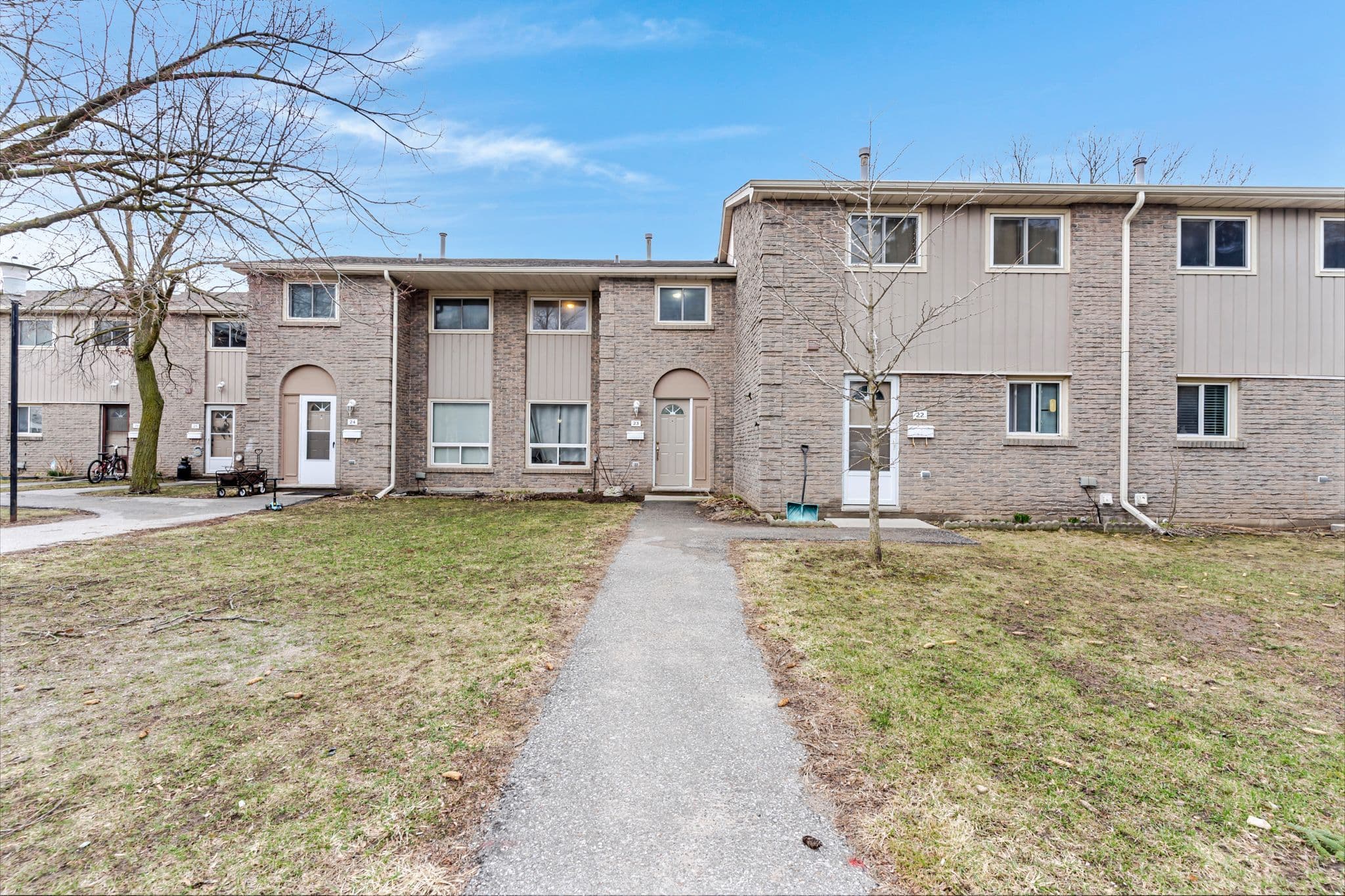25 Upper Canada Drive 23, Kitchener, ON N2P 1G2