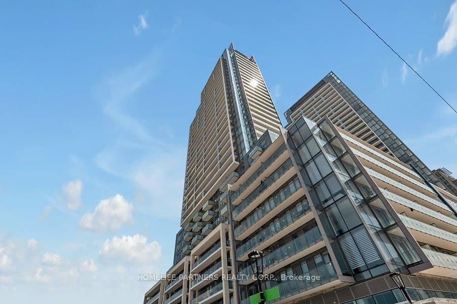 7 Golden Lion Heights S N3203, Toronto C14, ON M2M 0C1