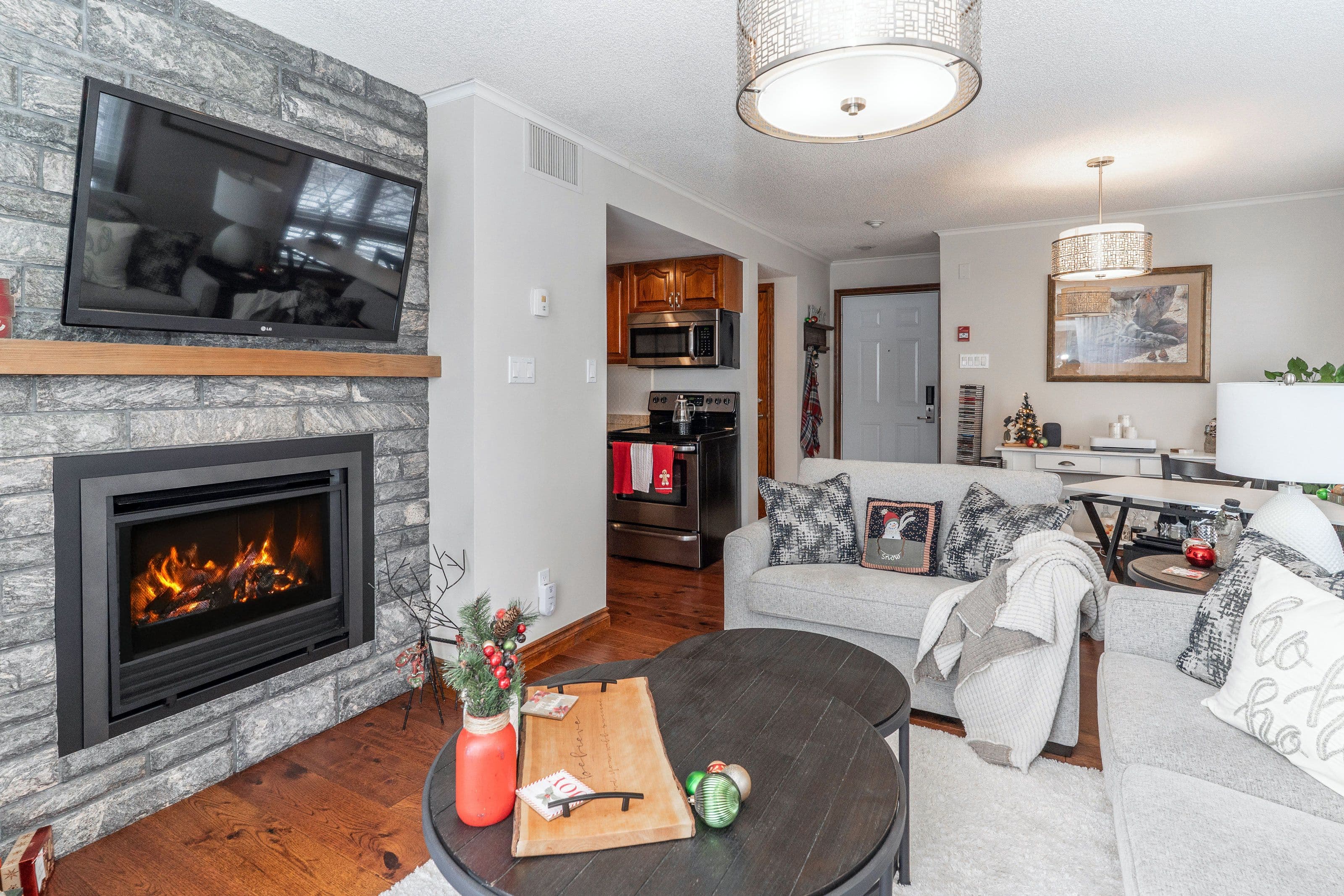 34 Deerhurst Greens Road 301, Huntsville, ON P1H 1A9