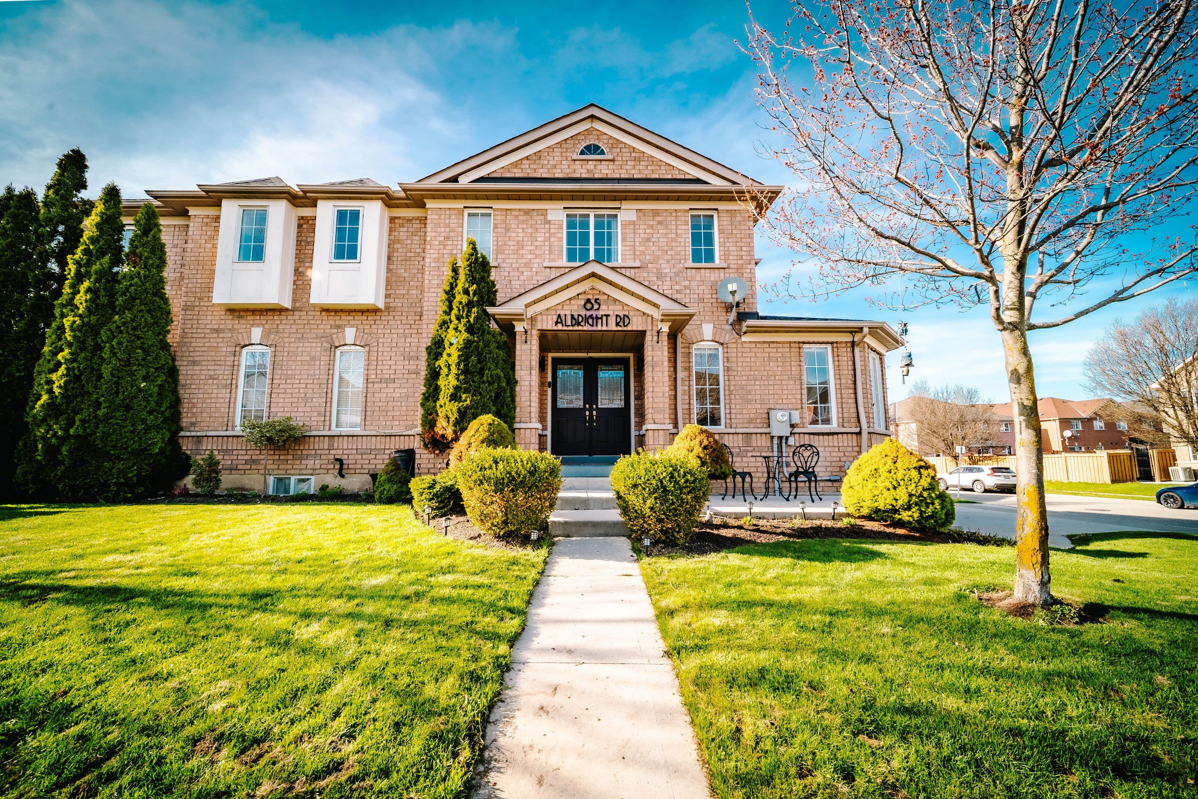 85 Albright Road, Brampton, ON L6X 5E3