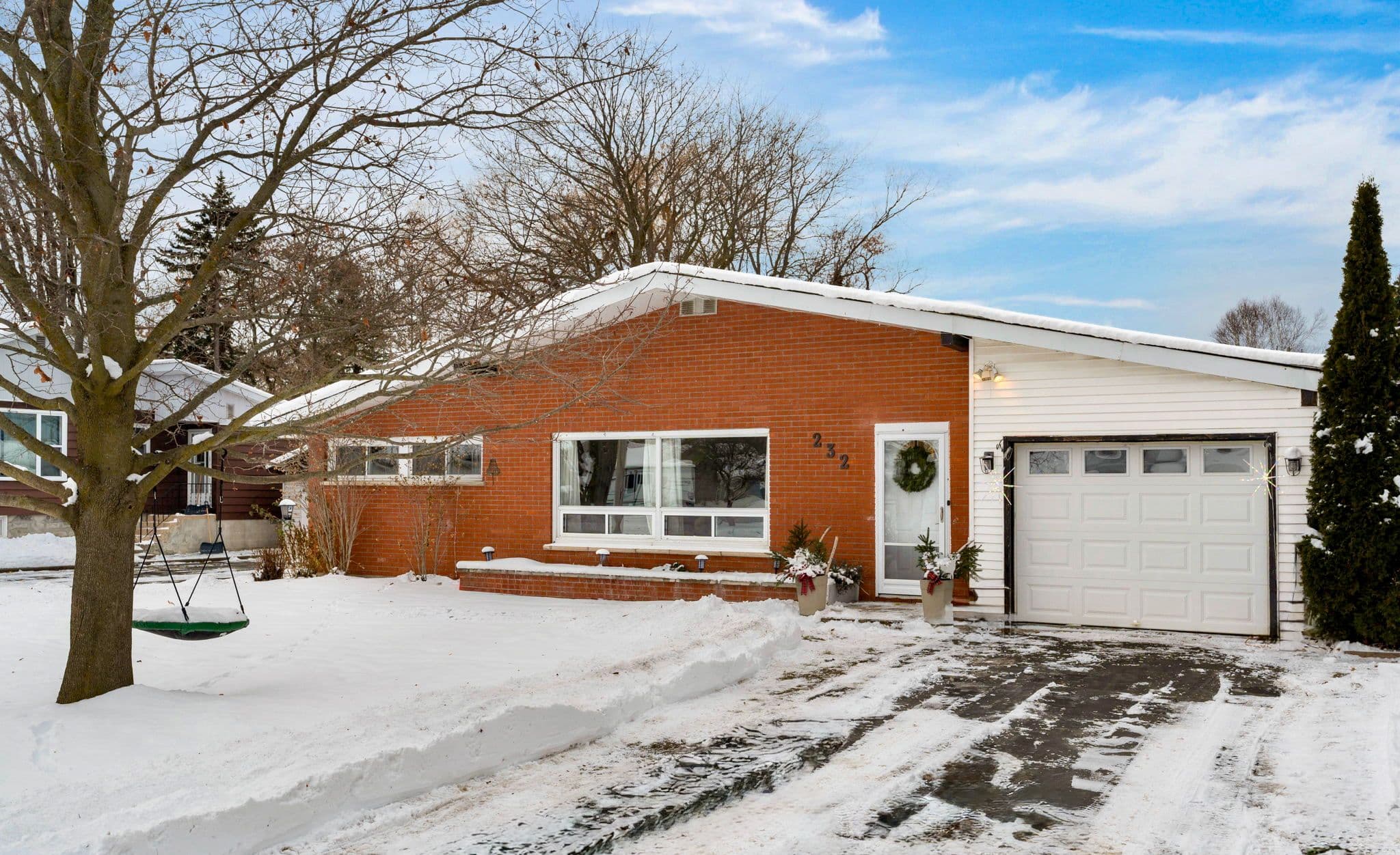 232 Superior Street, Clearview, ON L0M 1S0