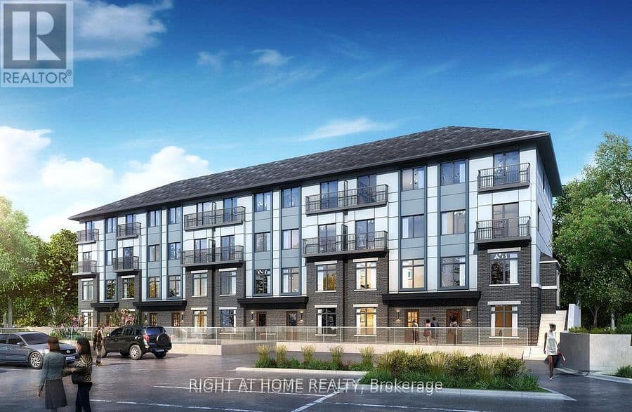 6 Bicknell Avenue 17, Toronto W03, ON M6M 4G3