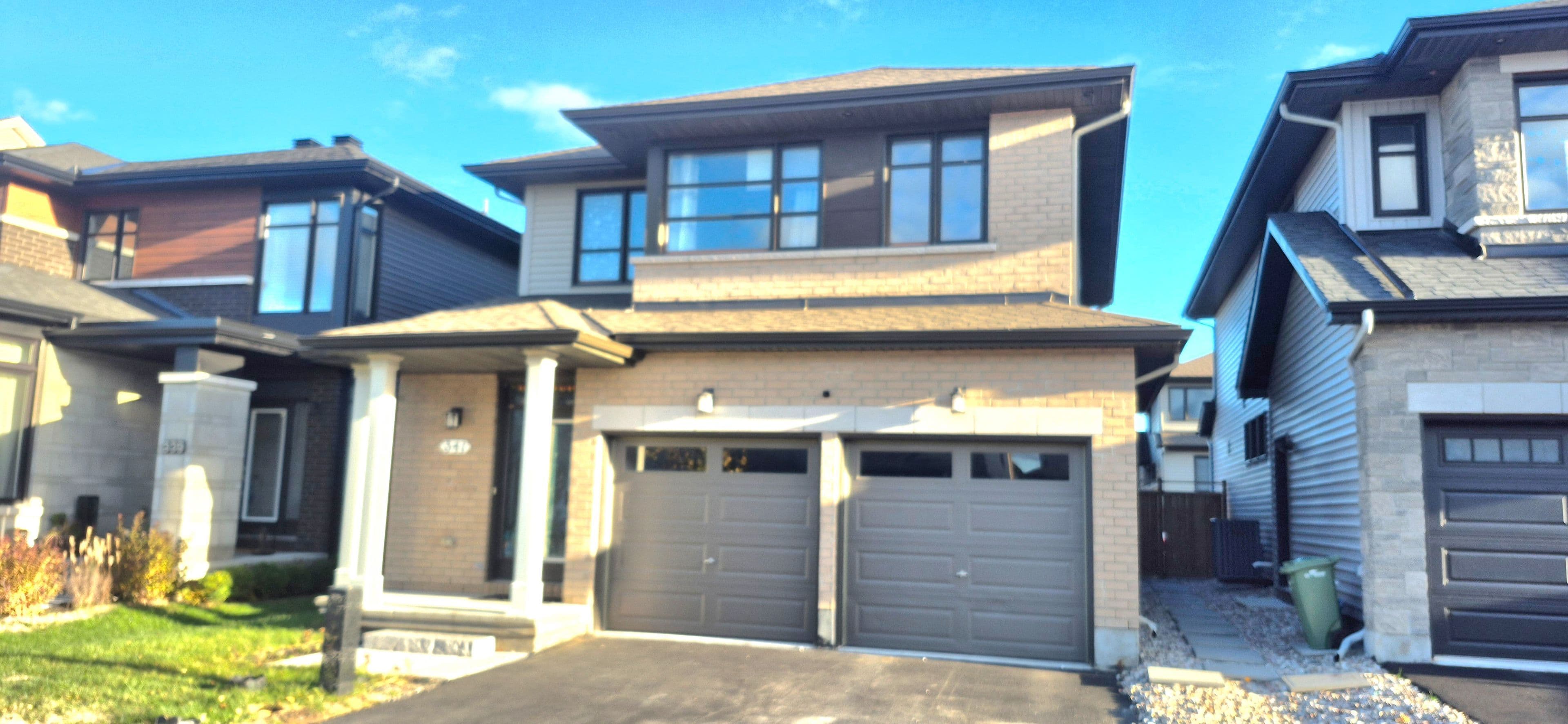 341 Haliburton Heights, Kanata, ON K2V 0G2