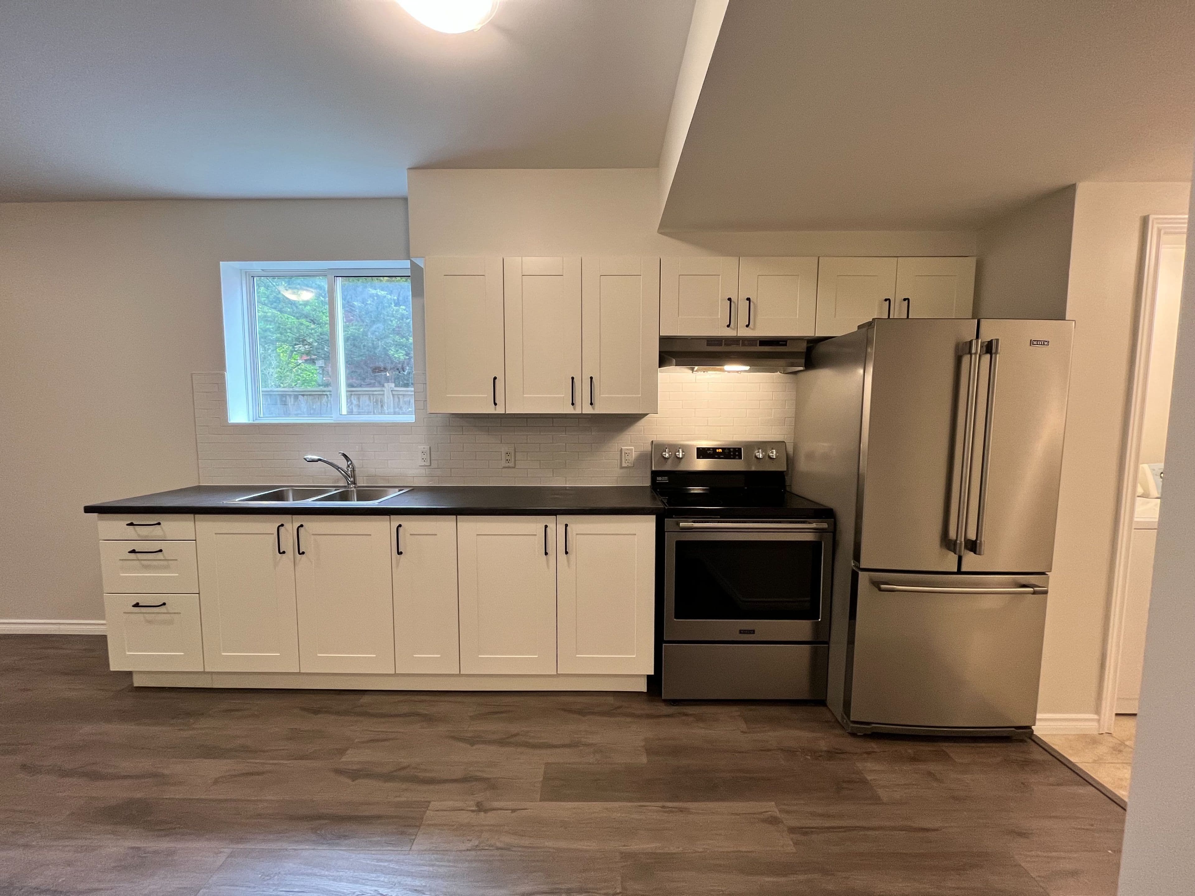 30 PORRITT Street, Barrie, ON L4N 6Y3