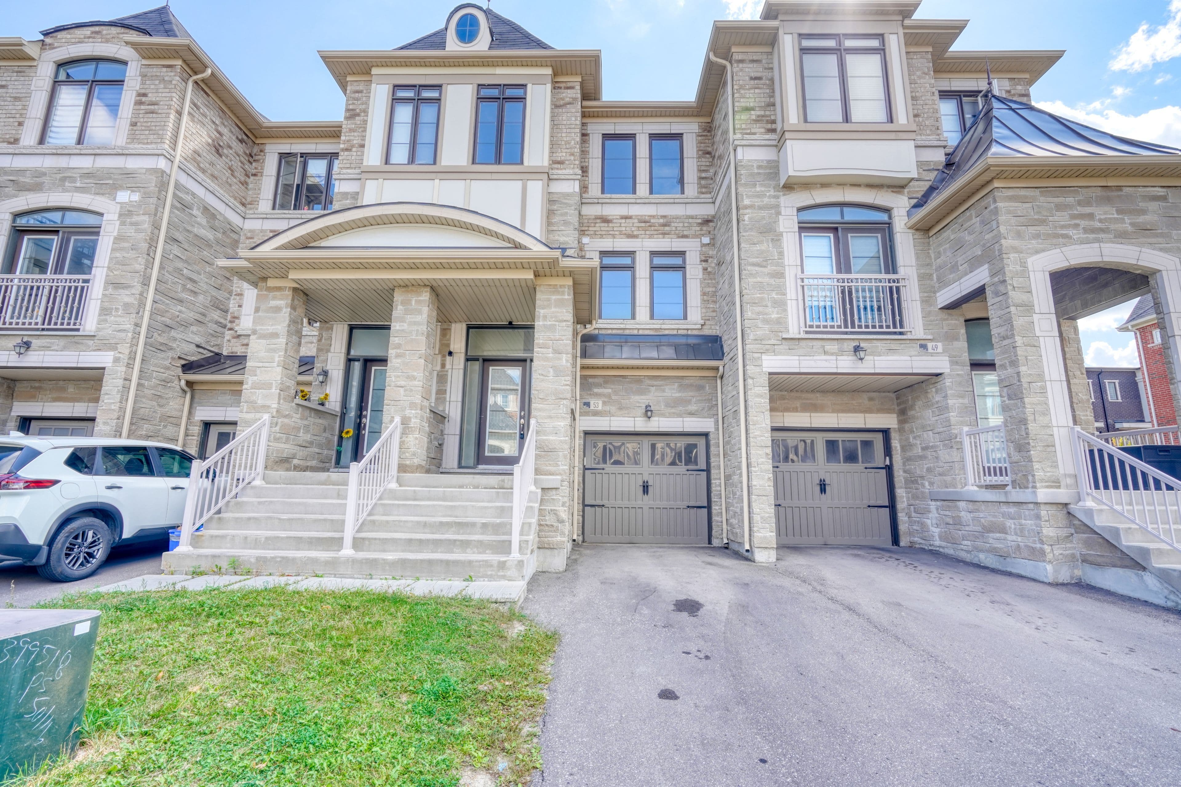 53 Sandwell Street, Vaughan, ON L4H 4R2