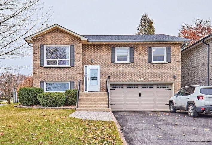 40 Waywell Street, Whitby, ON L1N 8N9